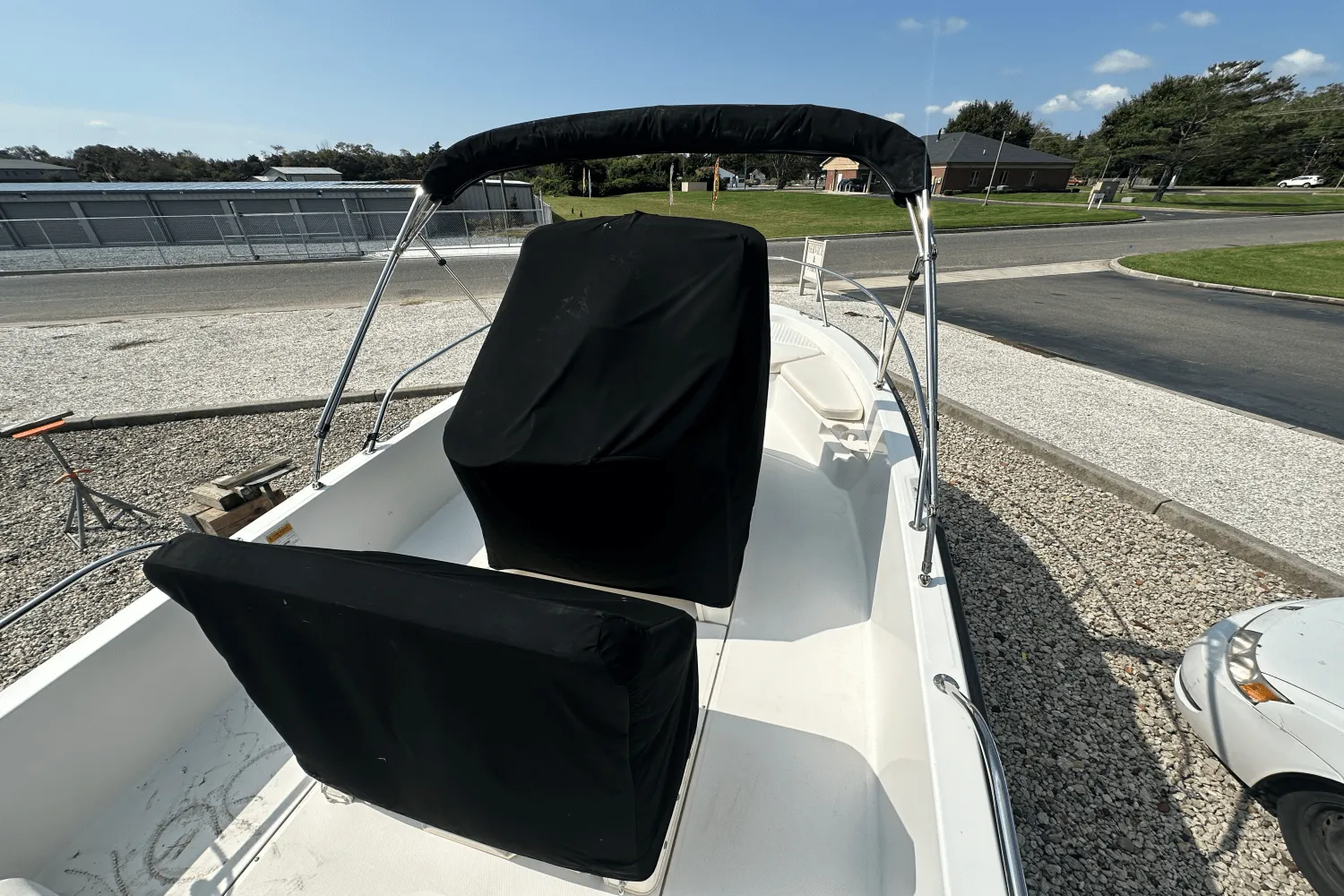 2012 Boston Whaler 200 DAUNTLESS Image Thumbnail #3