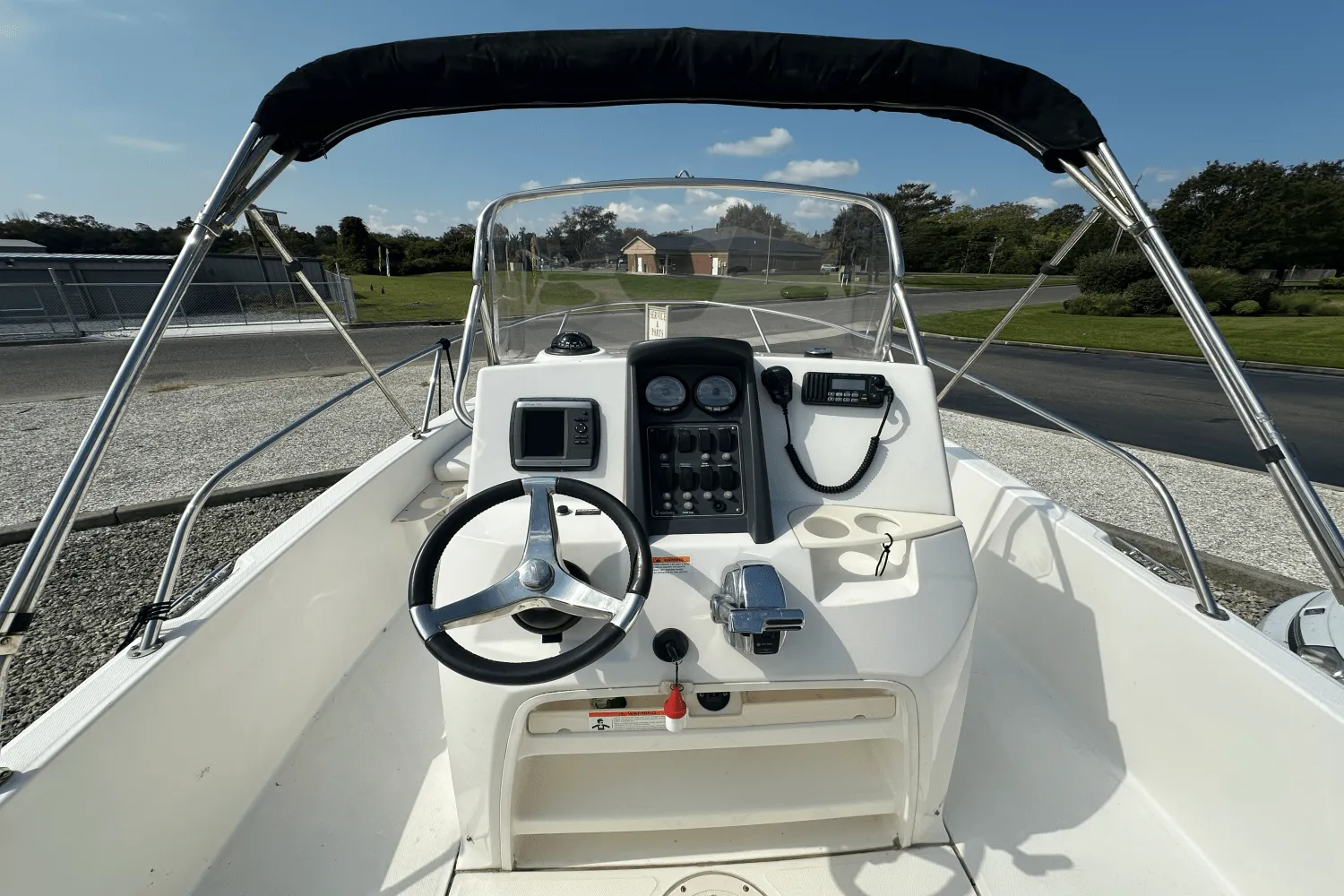 2012 Boston Whaler 200 DAUNTLESS Image Thumbnail #11