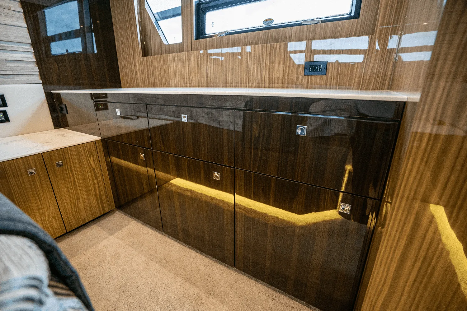 2022 Cruisers Yachts 54 CANTIUS Image Thumbnail #21