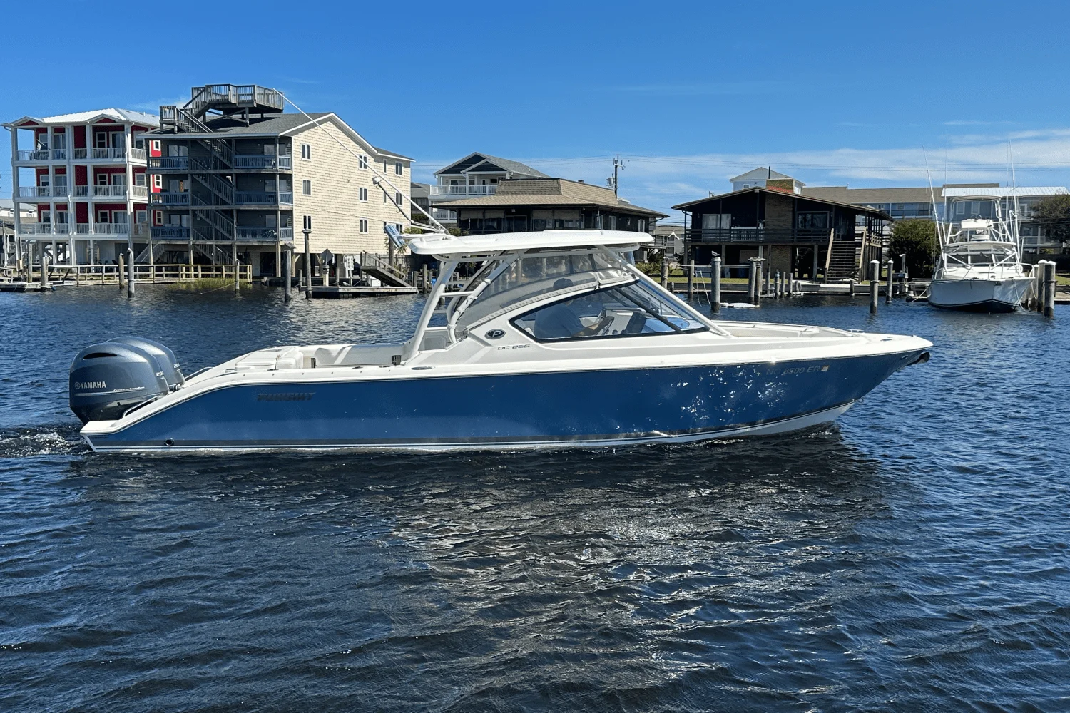 2021 Pursuit DC 266 Image Thumbnail #0