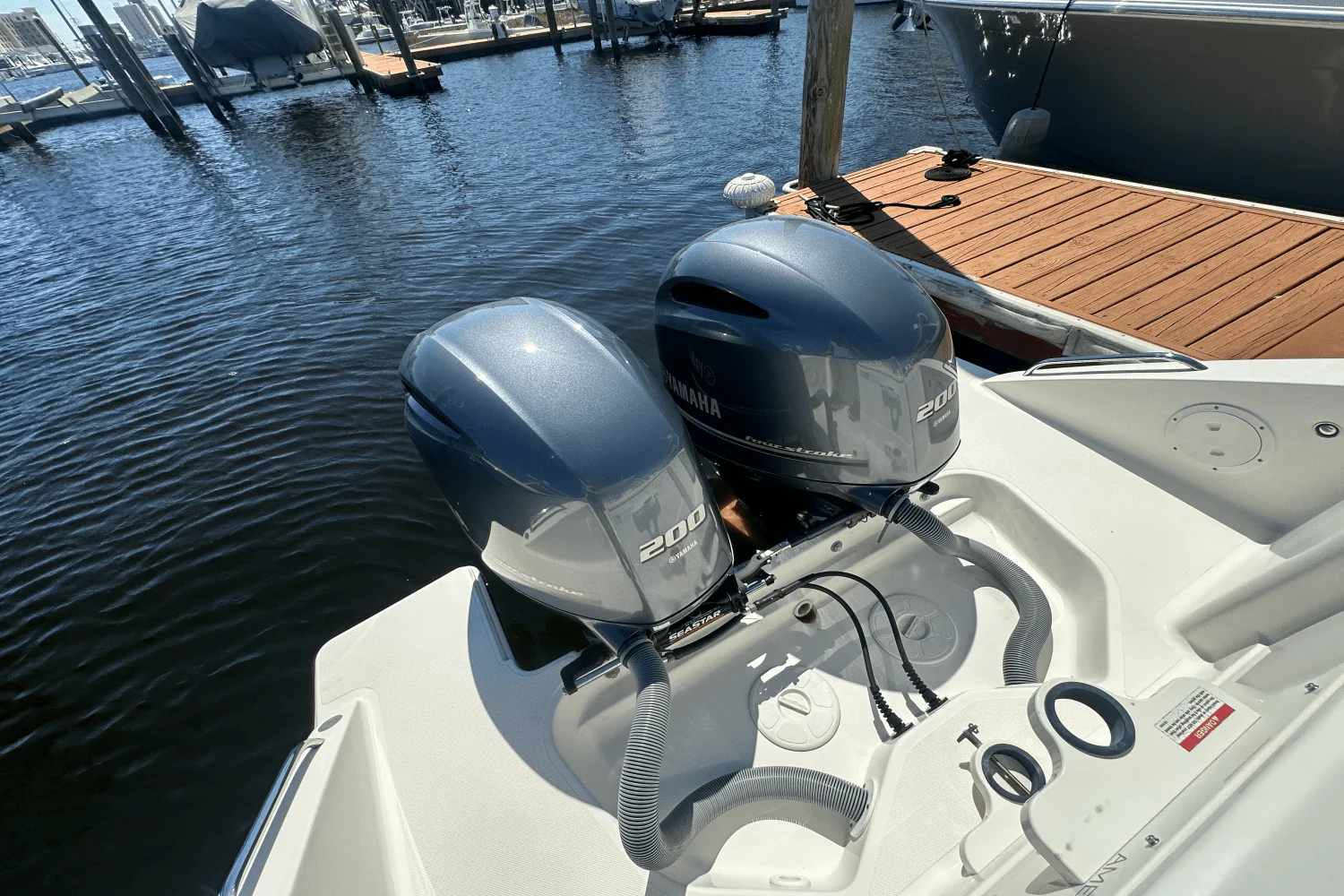 2021 Pursuit DC 266 Image Thumbnail #15