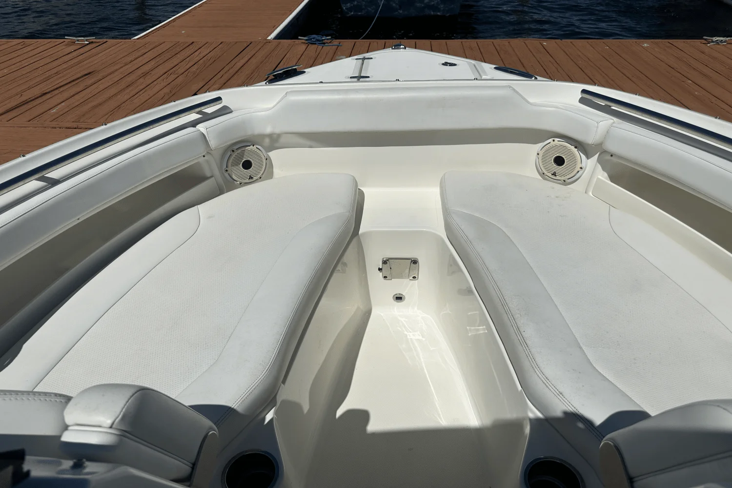 2021 Pursuit DC 266 Image Thumbnail #20