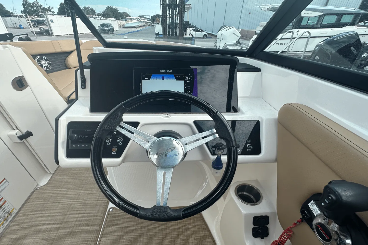 2022 Sea Ray 230 SPX-OB Image Thumbnail #12