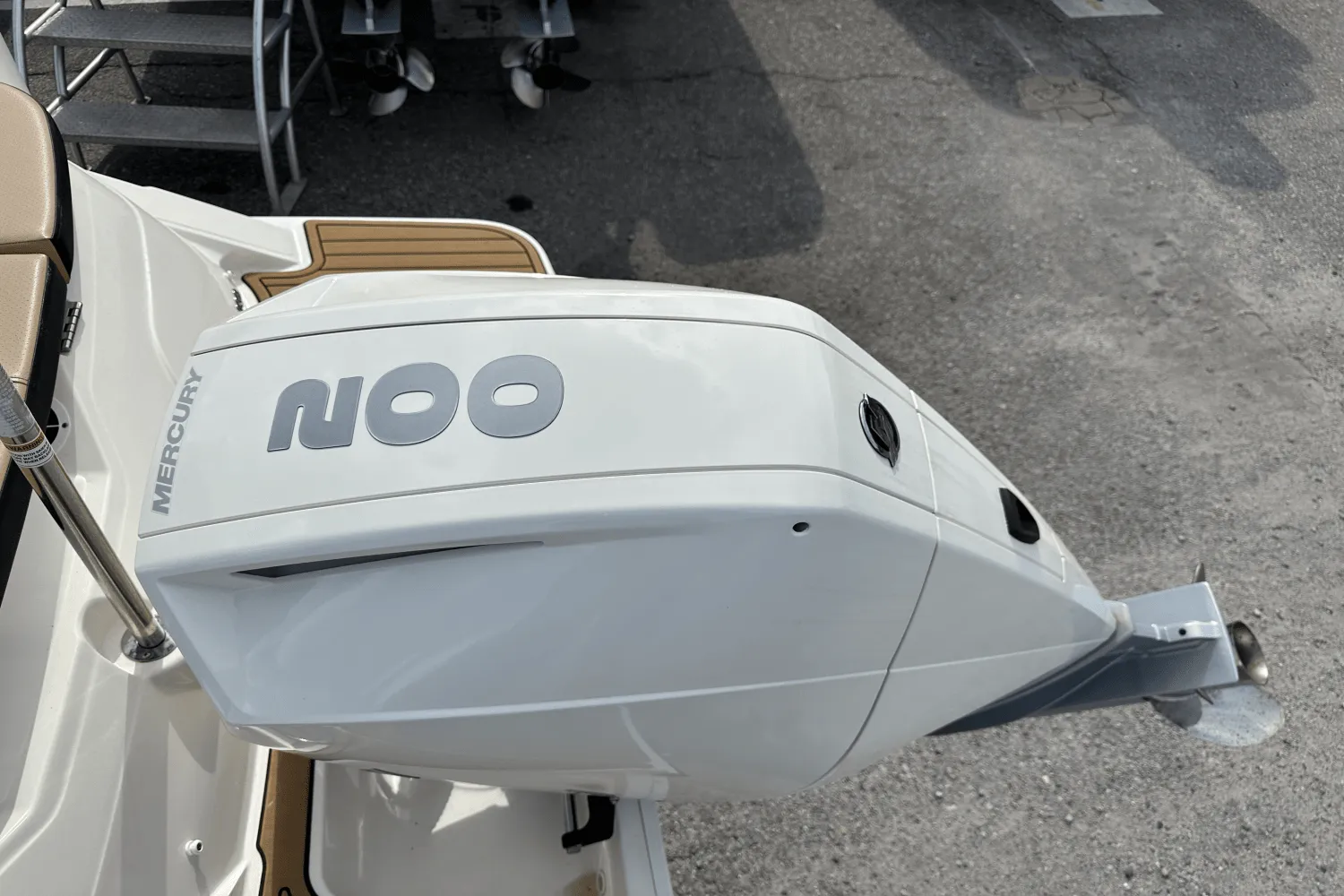 2022 Sea Ray 230 SPX-OB Image Thumbnail #10