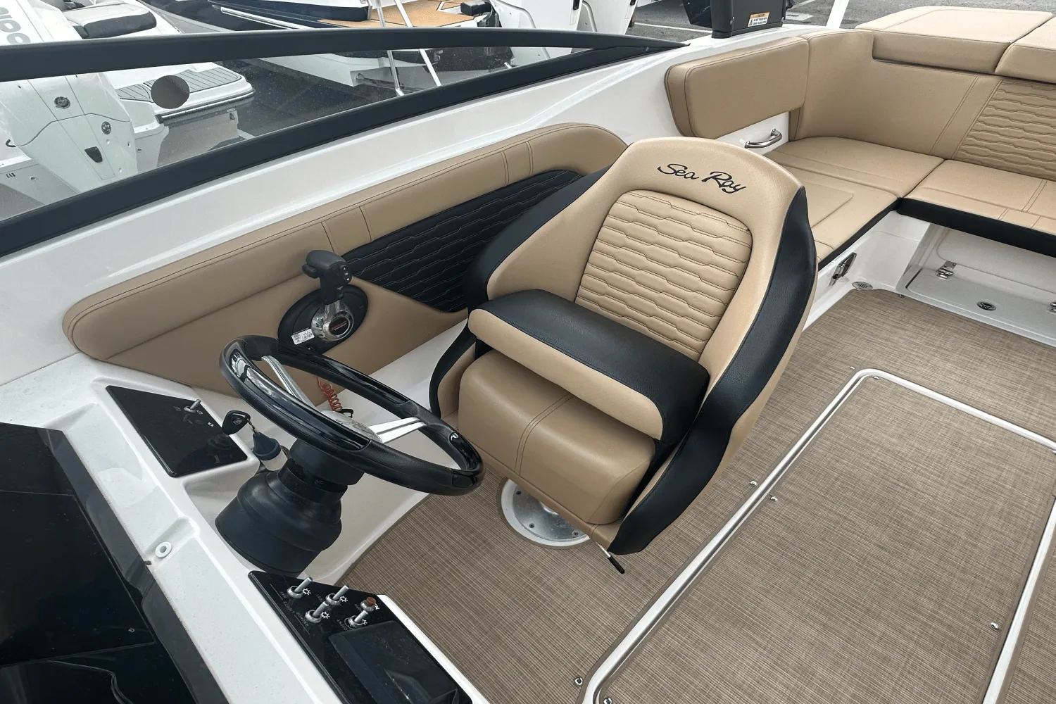2022 Sea Ray 230 SPX-OB Image Thumbnail #16