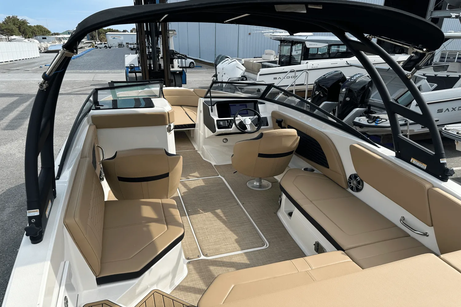 2022 Sea Ray 230 SPX-OB Image Thumbnail #7