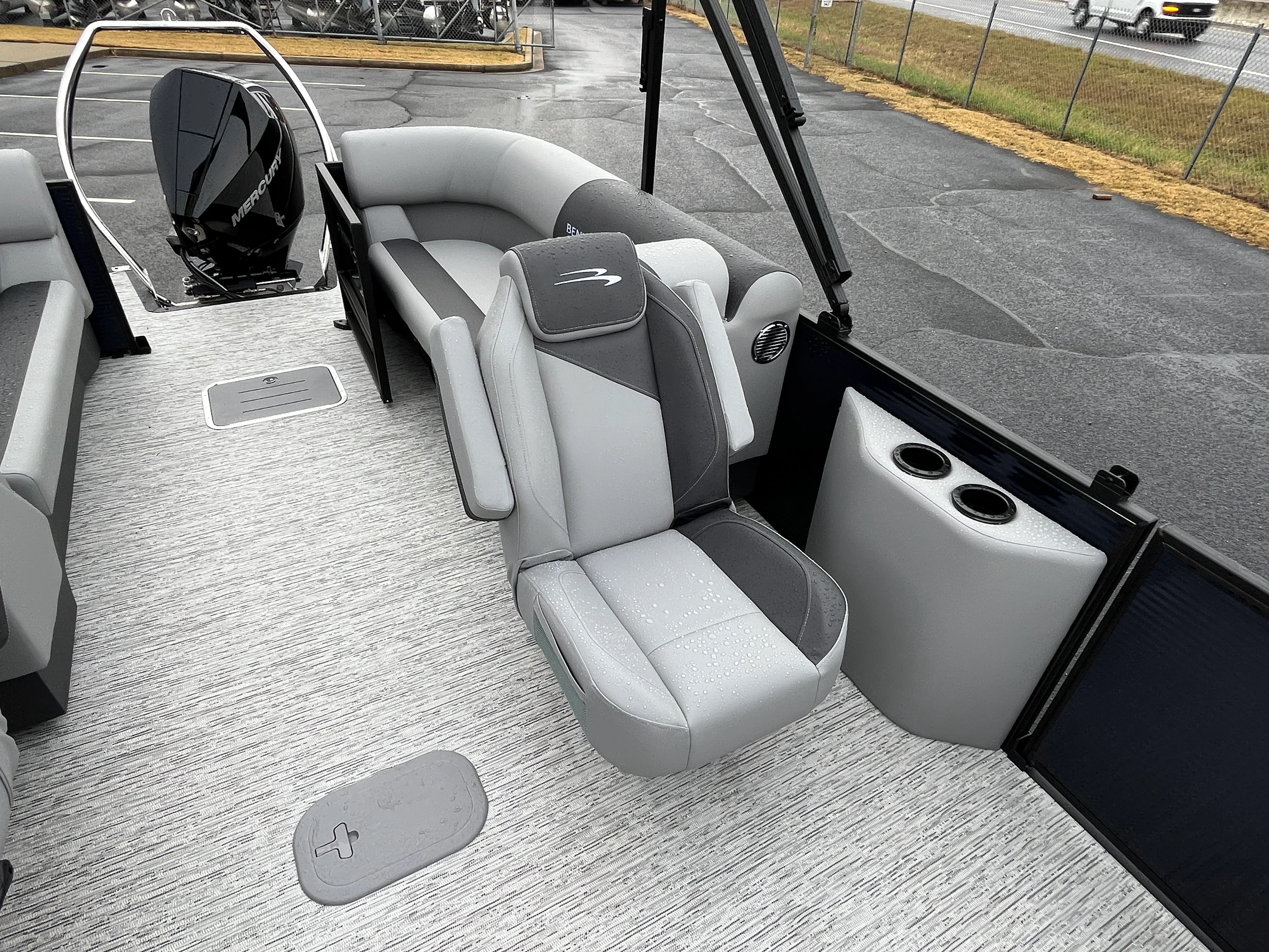 2026 Bennington 23SSR Image Thumbnail #13