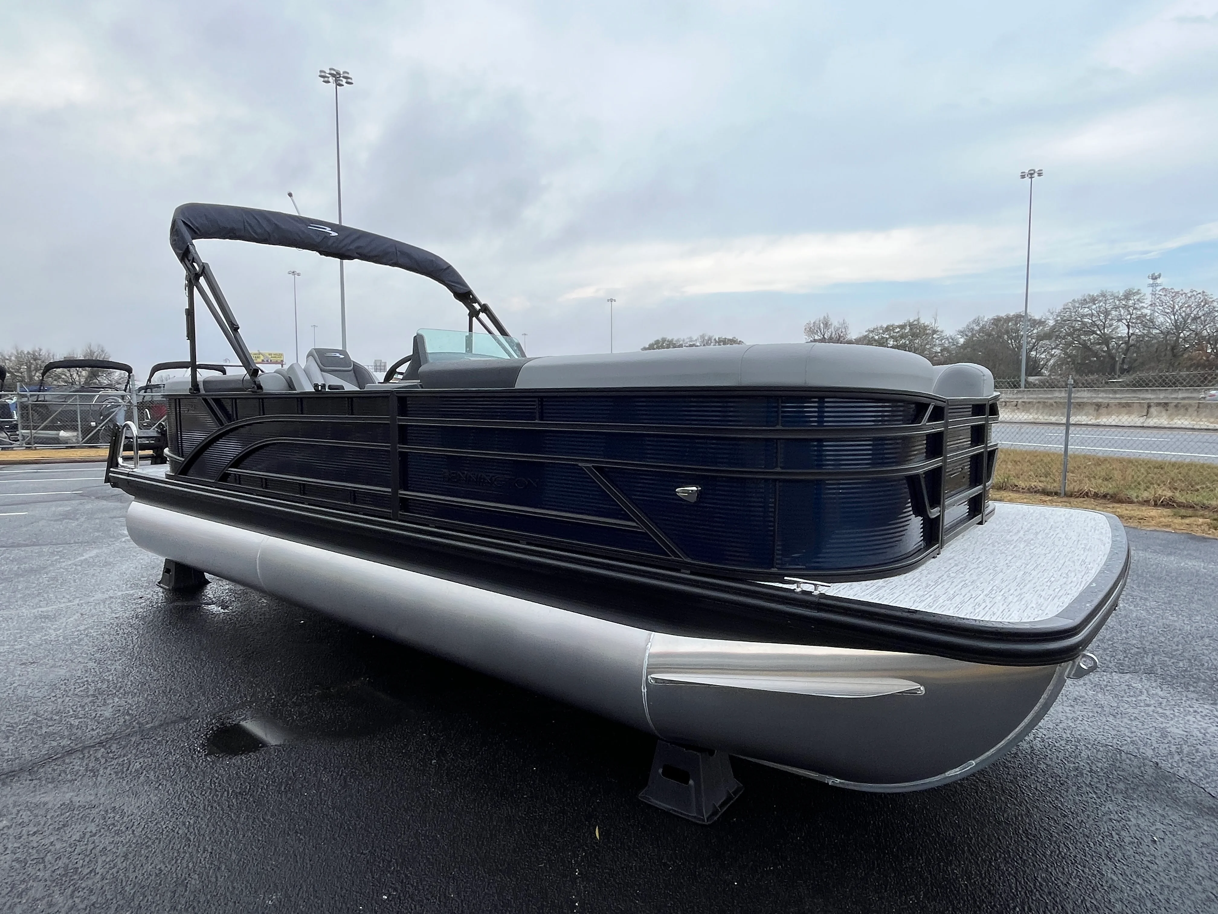 2026 Bennington 23SSR Image Thumbnail #3