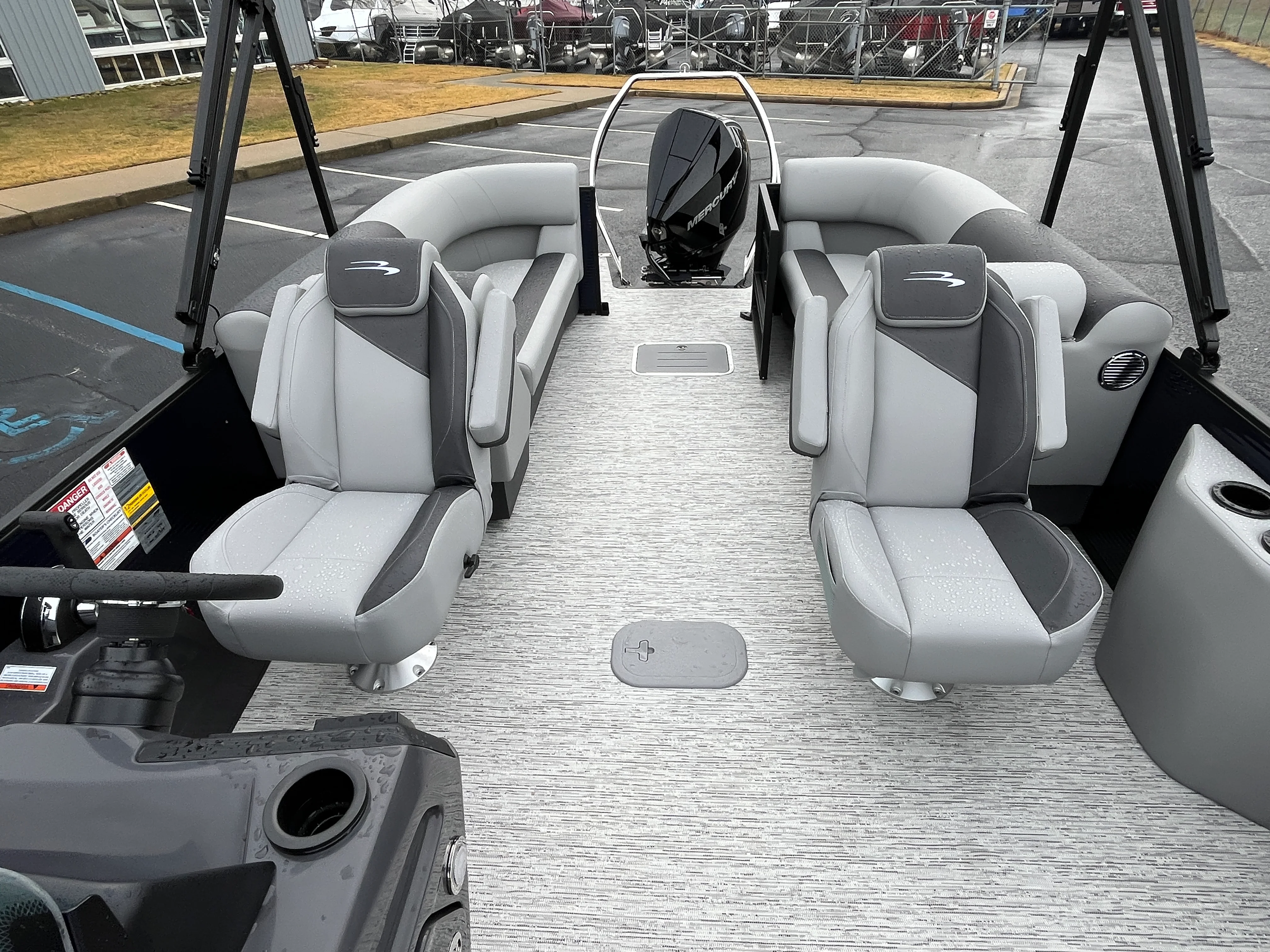 2026 Bennington 23SSR Image Thumbnail #12