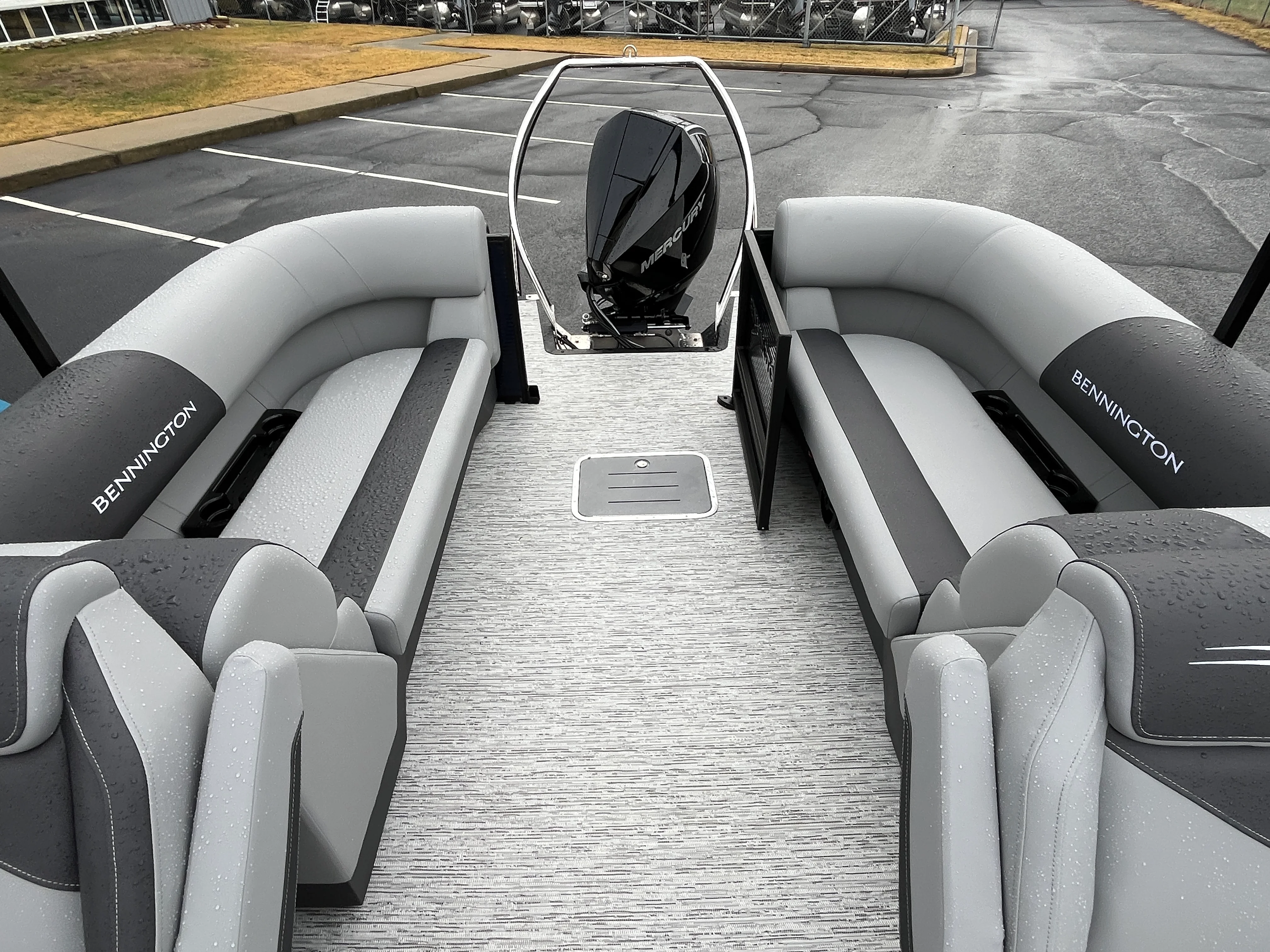 2026 Bennington 23SSR Image Thumbnail #14