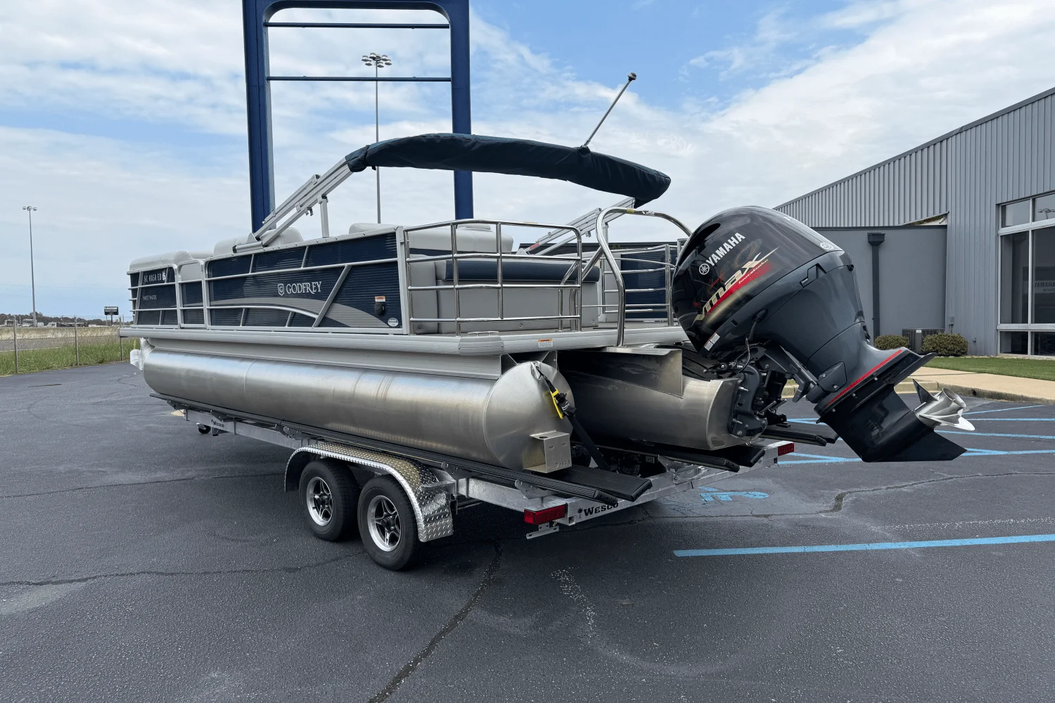 2023 Godfrey SW2286SFL Image Thumbnail #4