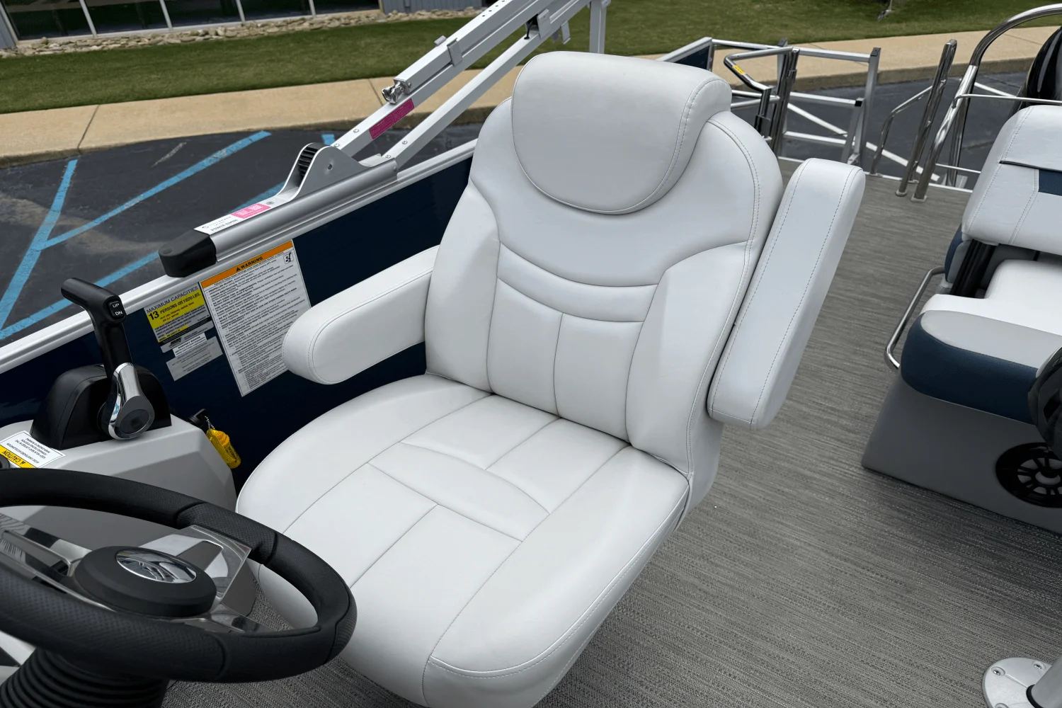 2023 Godfrey SW2286SFL Image Thumbnail #9