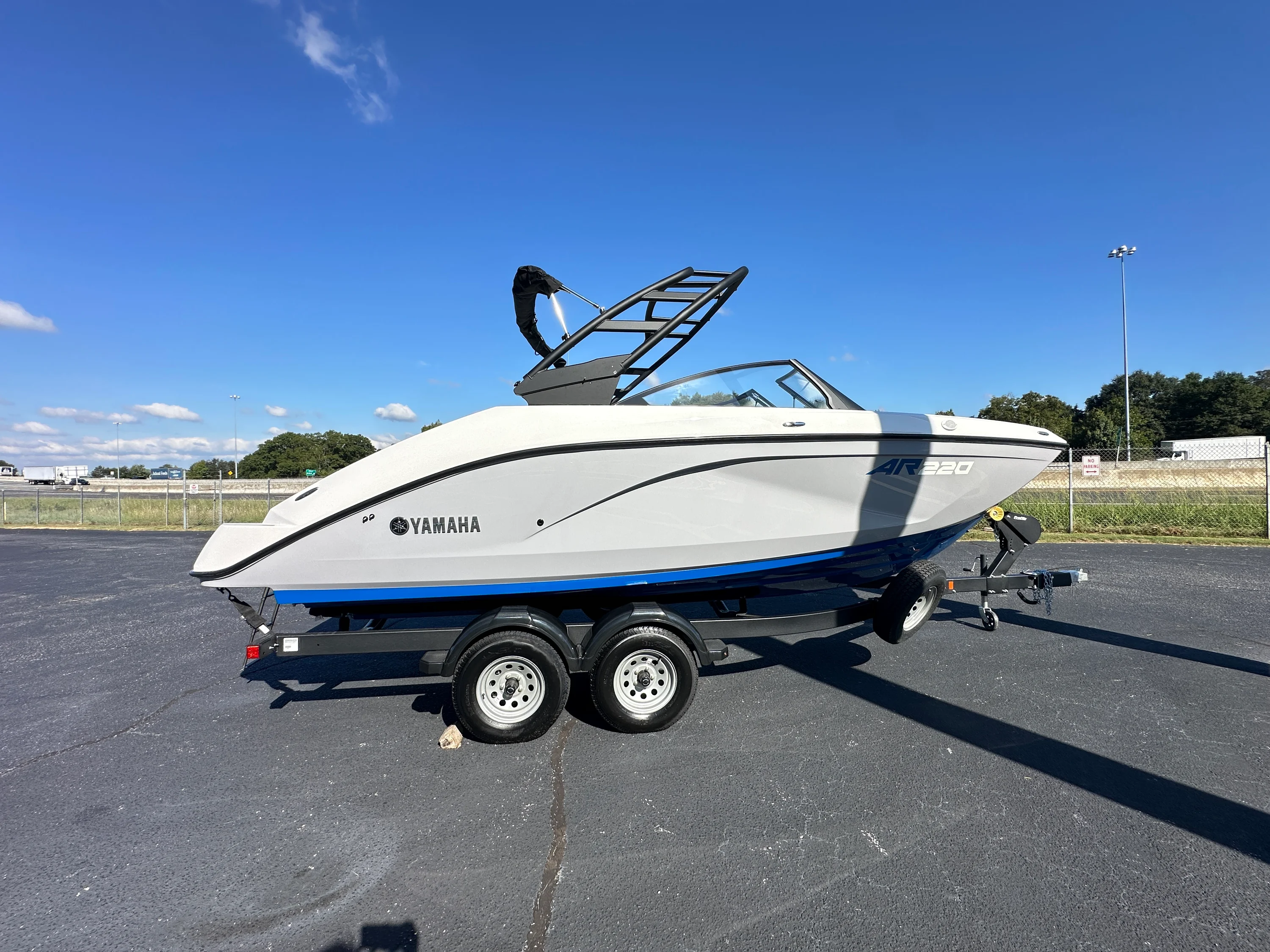 2026 Yamaha AR220 Image Thumbnail #4