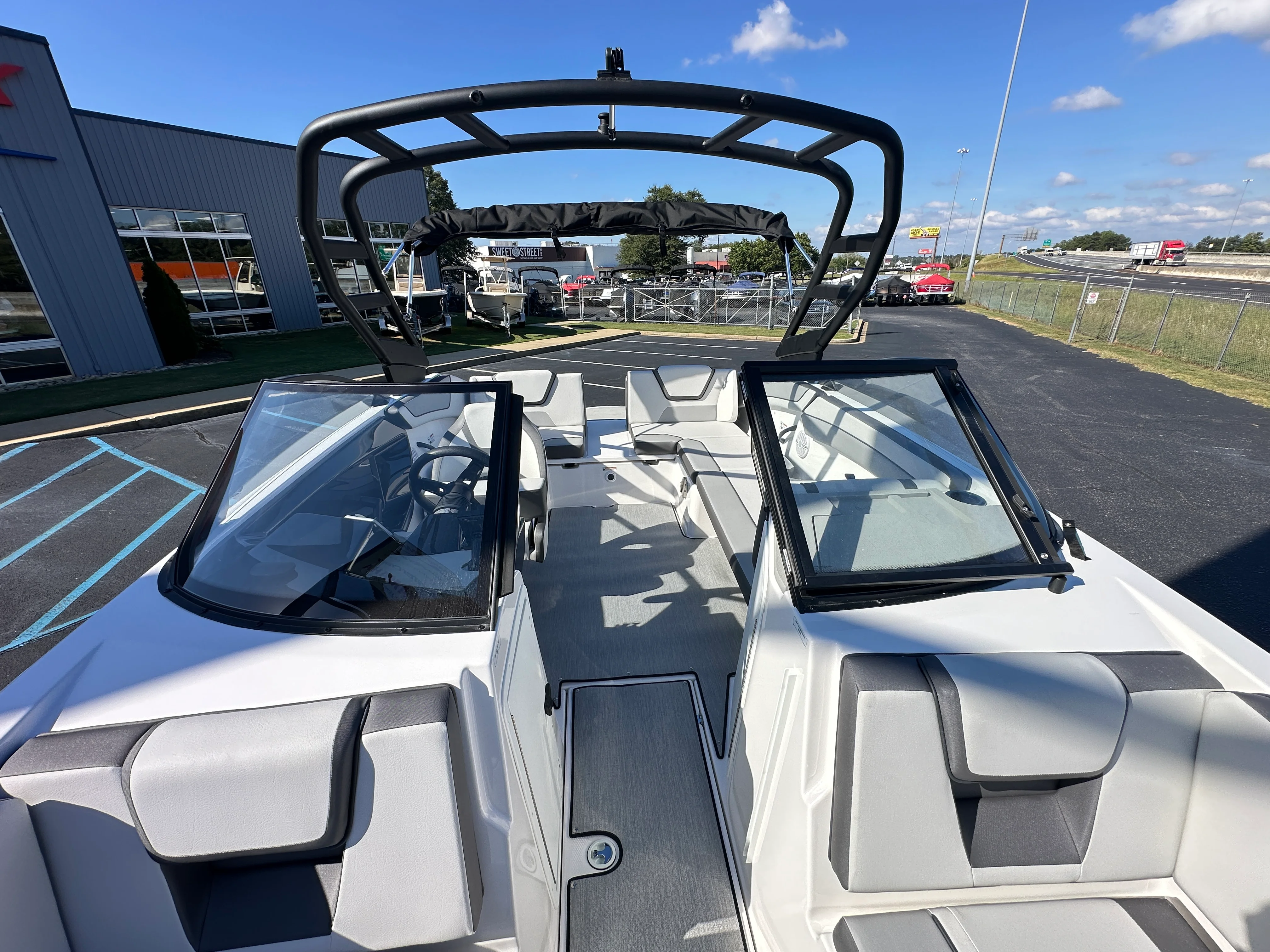 2026 Yamaha AR220 Image Thumbnail #9