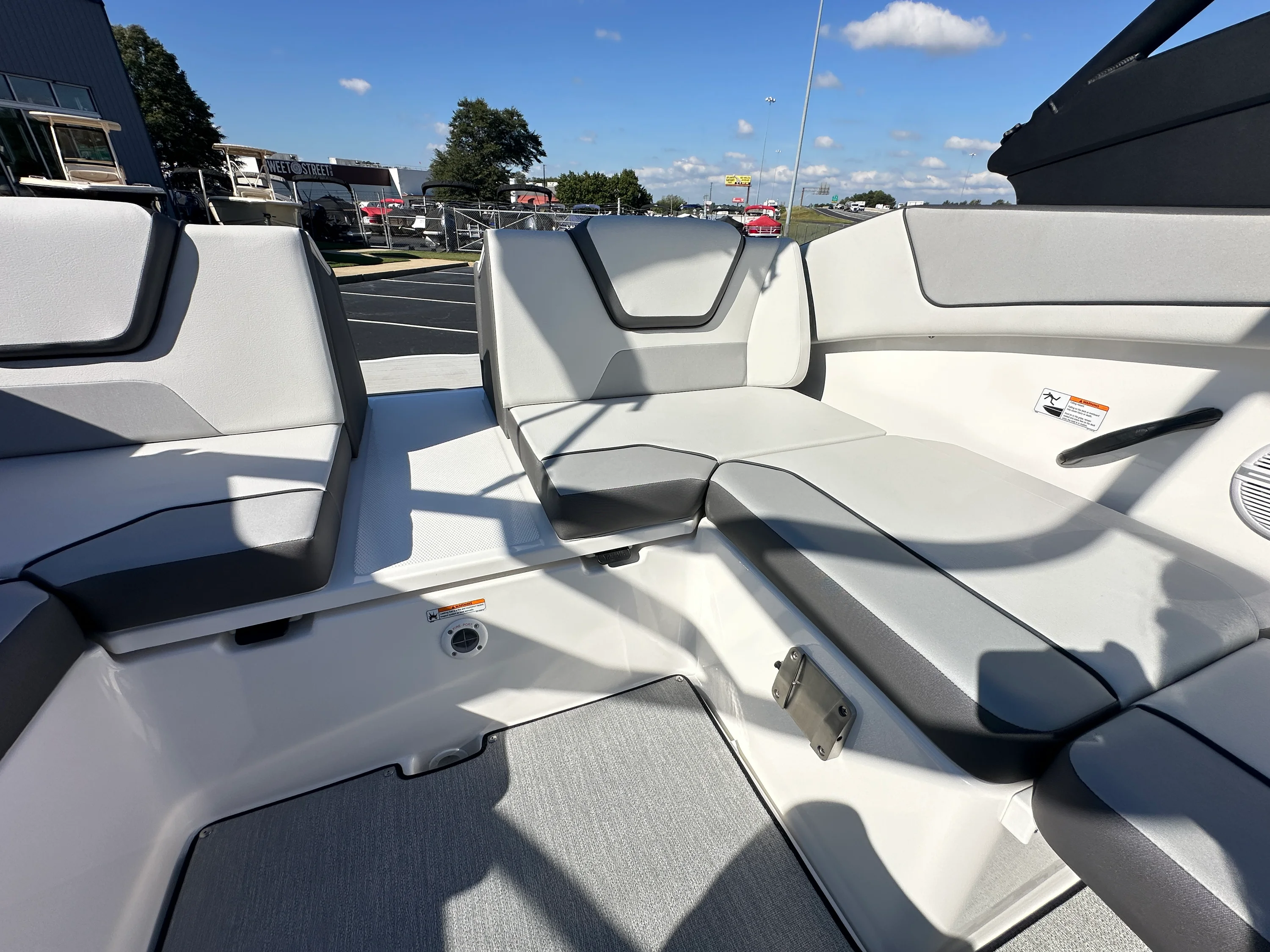 2026 Yamaha AR220 Image Thumbnail #18