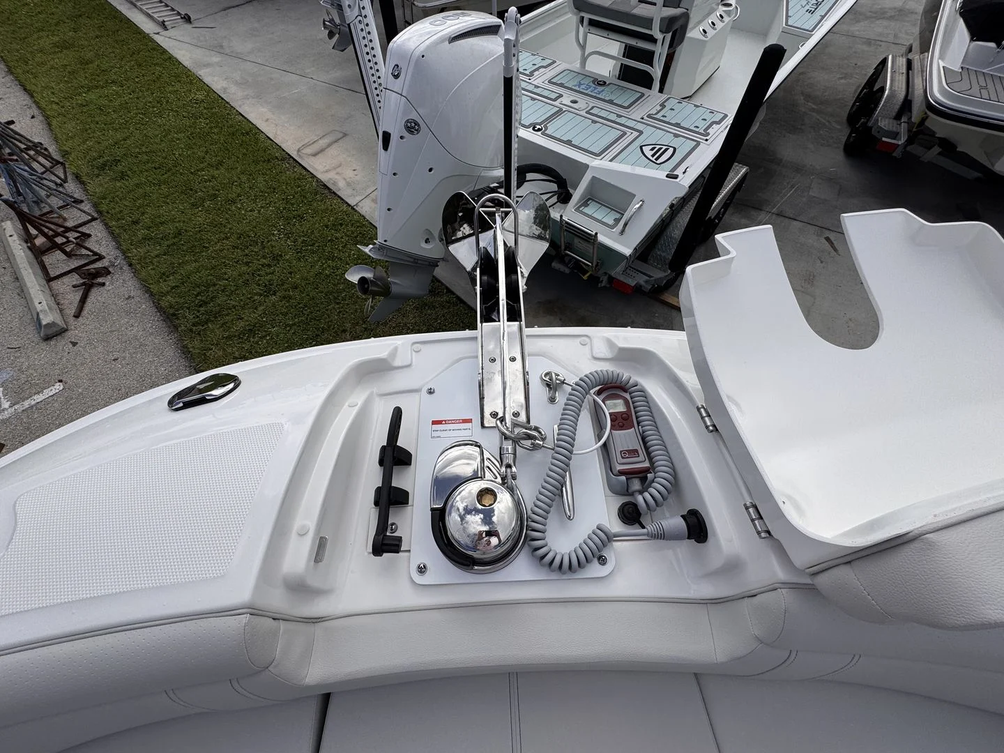 2026 Sea Ray SDX 290 Outboard Image Thumbnail #21