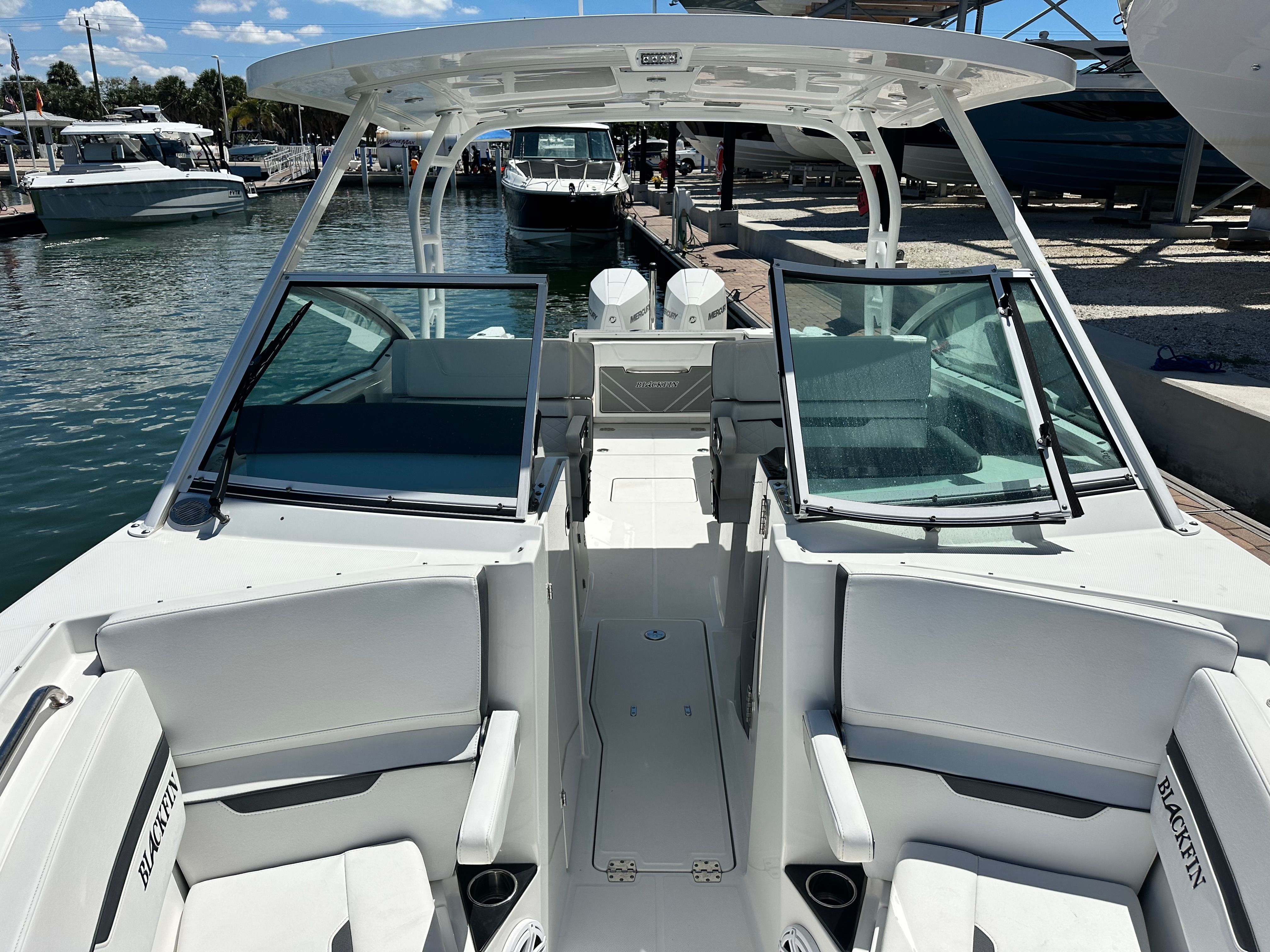 2023 Blackfin 272 DC Image Thumbnail #16