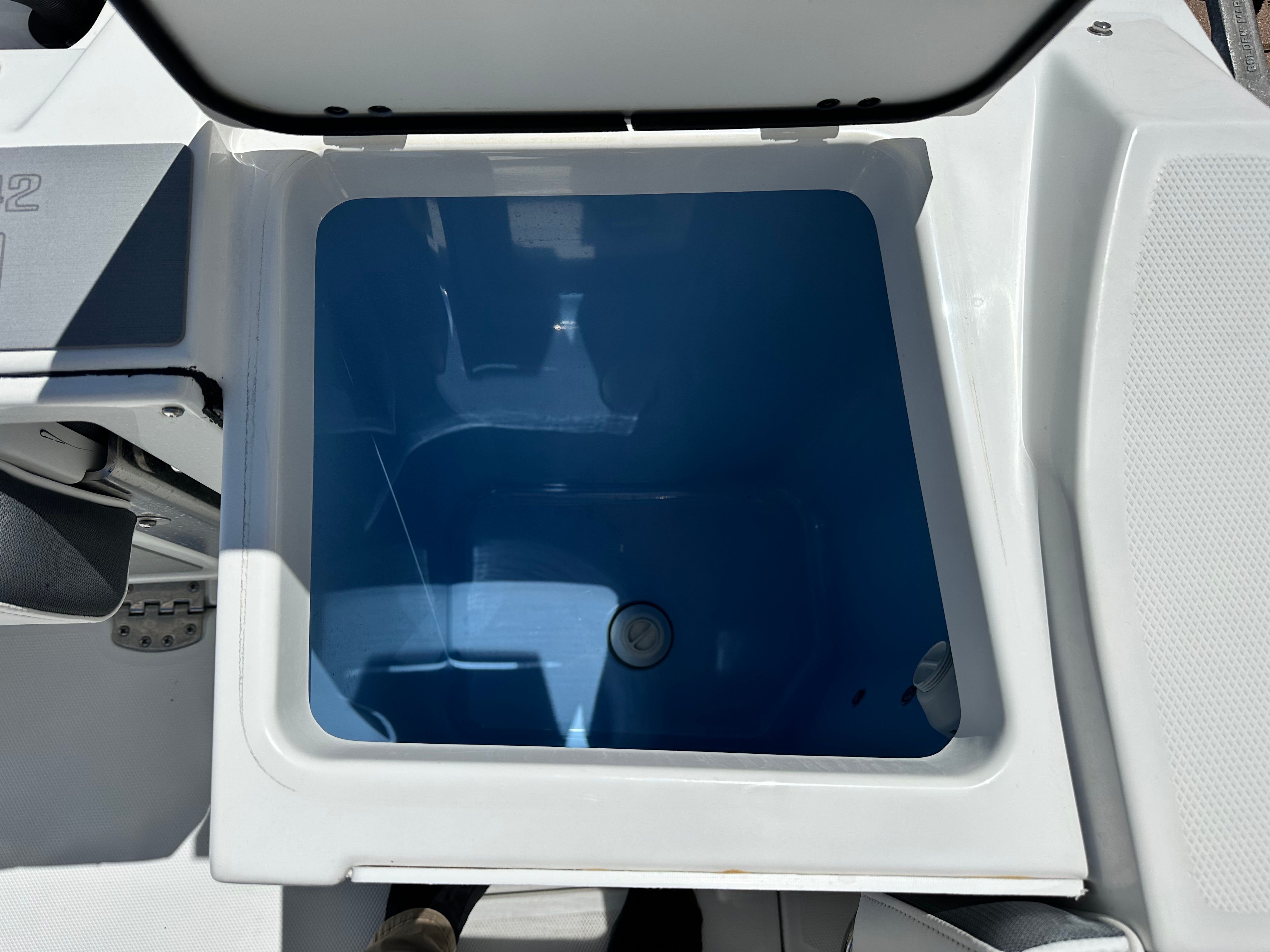 2023 Blackfin 272 DC Image Thumbnail #26