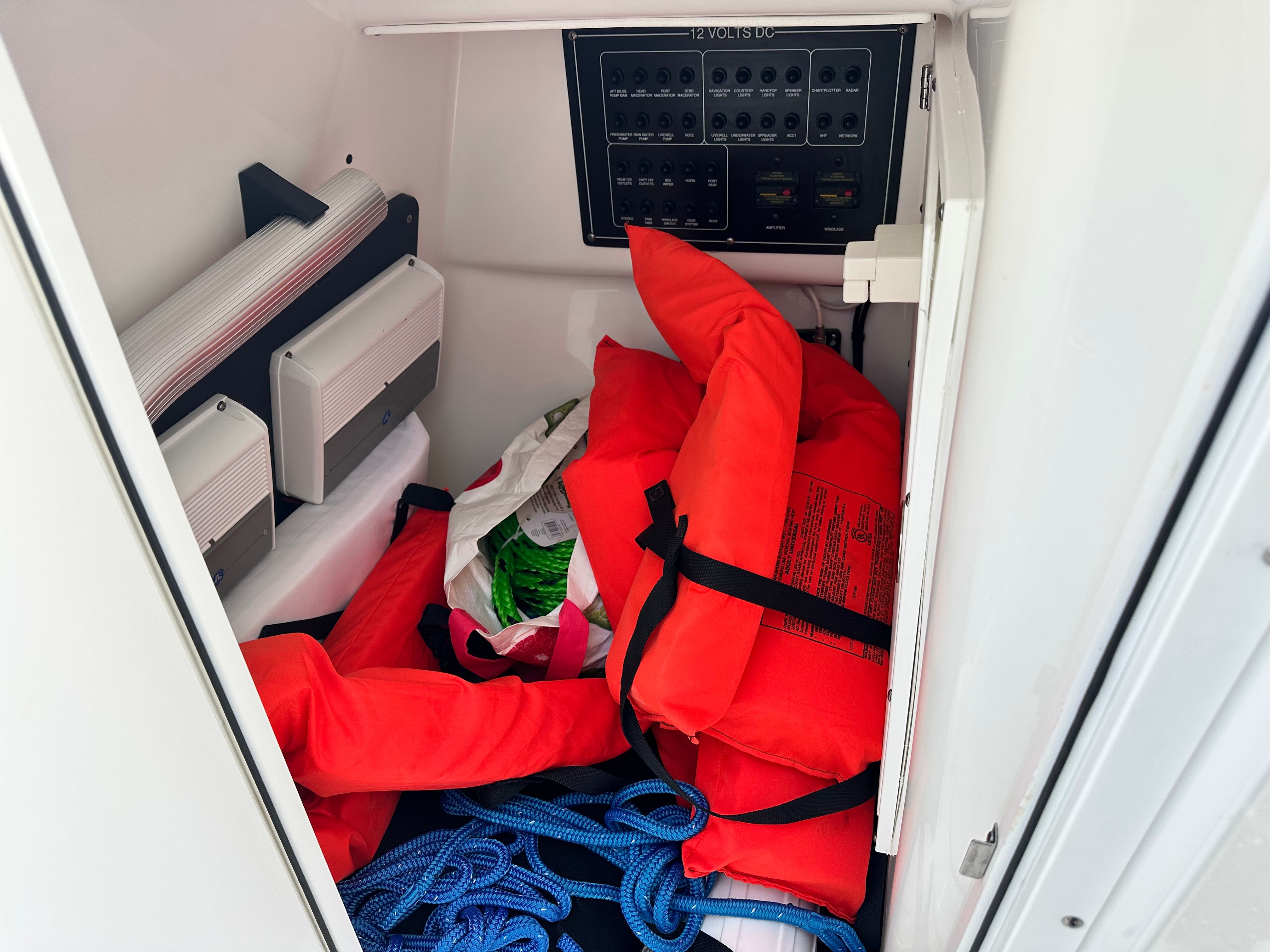 2023 Blackfin 272 DC Image Thumbnail #17