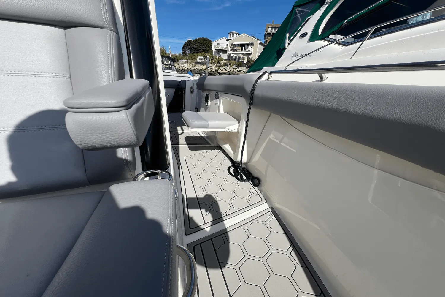 2024 Boston Whaler 280 OUTRAGE Image Thumbnail #20