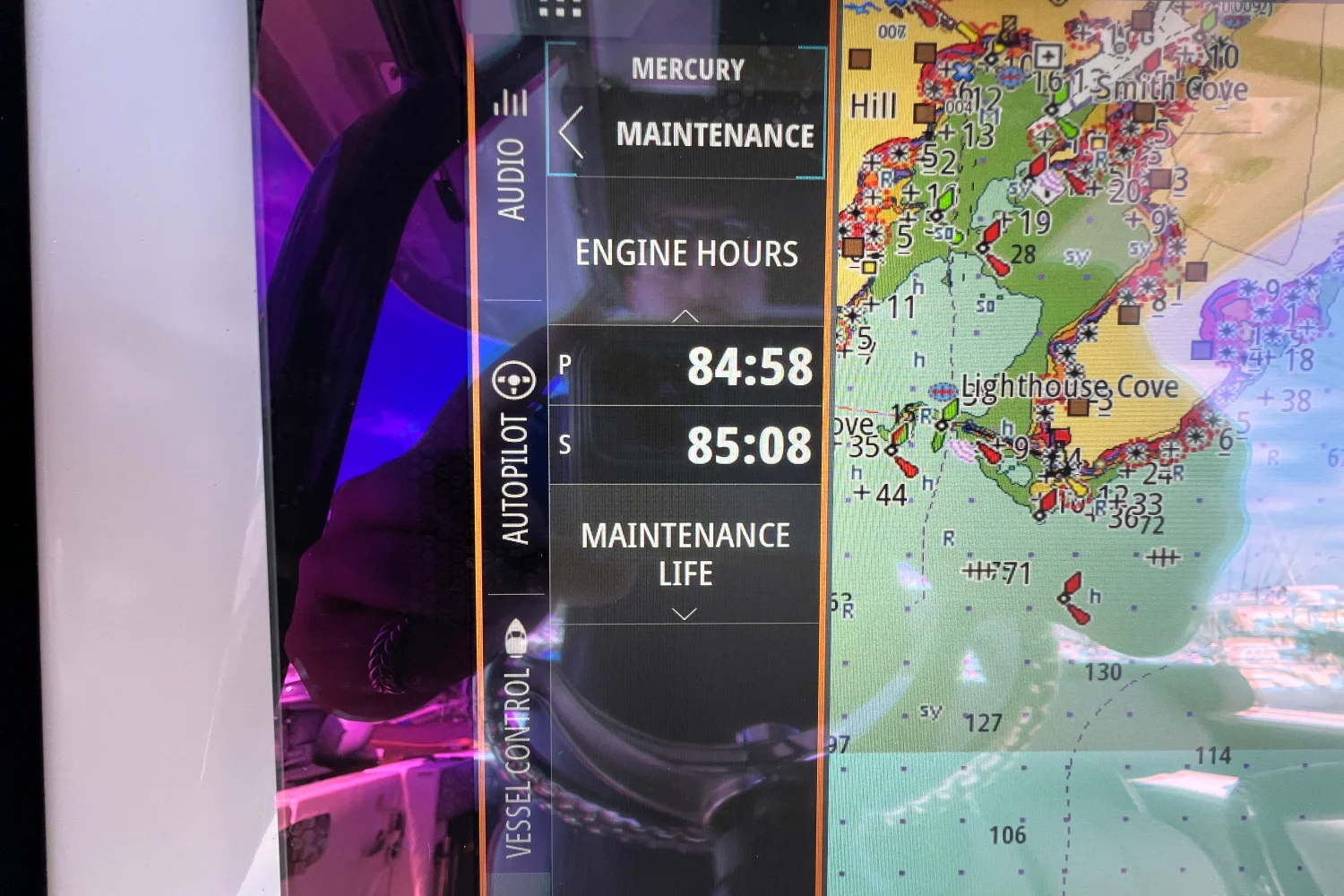 2024 Boston Whaler 280 OUTRAGE Image Thumbnail #12