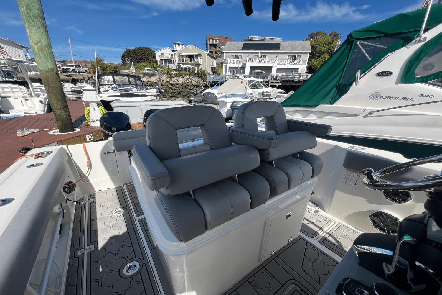2024 Boston Whaler 280 OUTRAGE Image Thumbnail #9