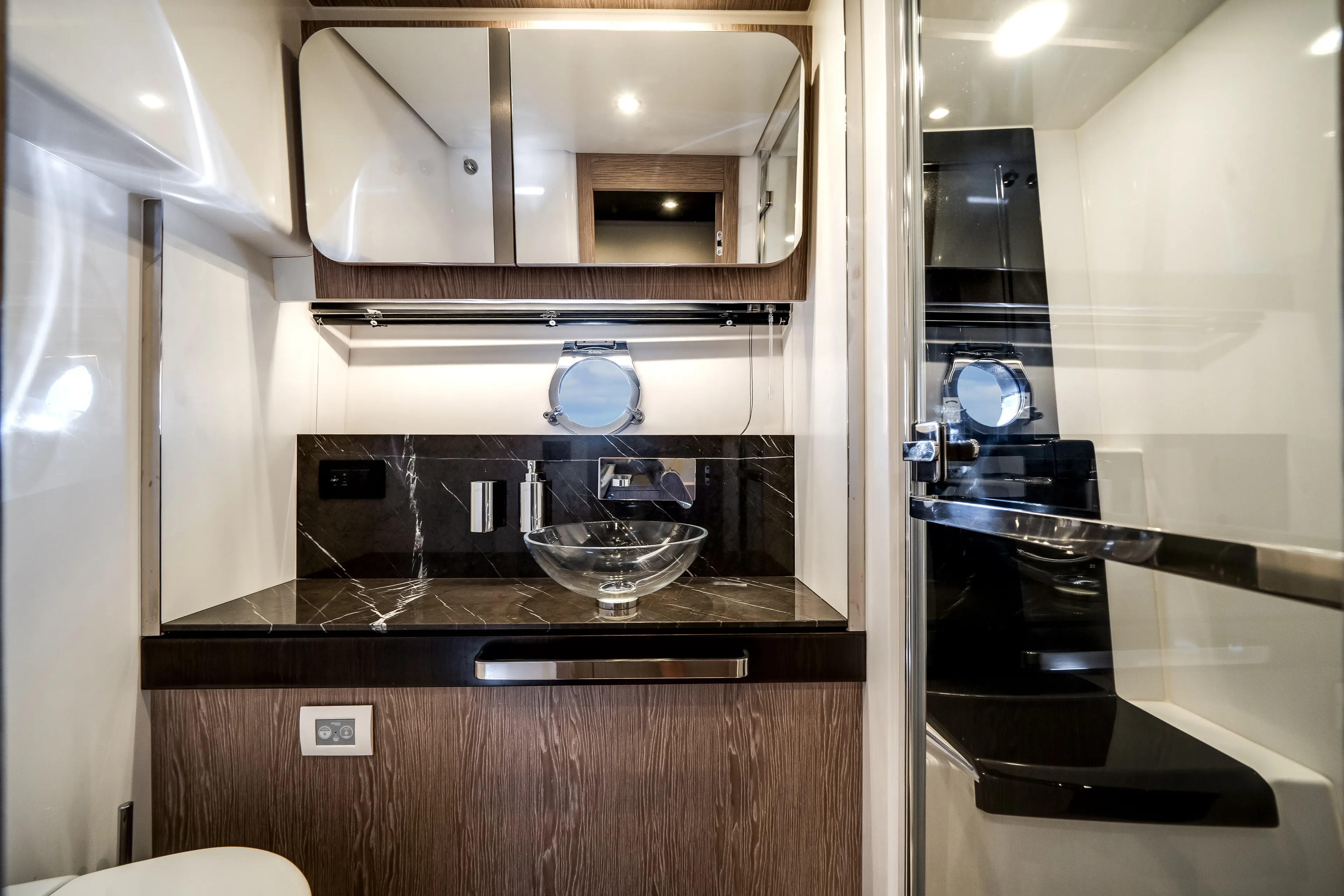 2020 Azimut S6 Image Thumbnail #38