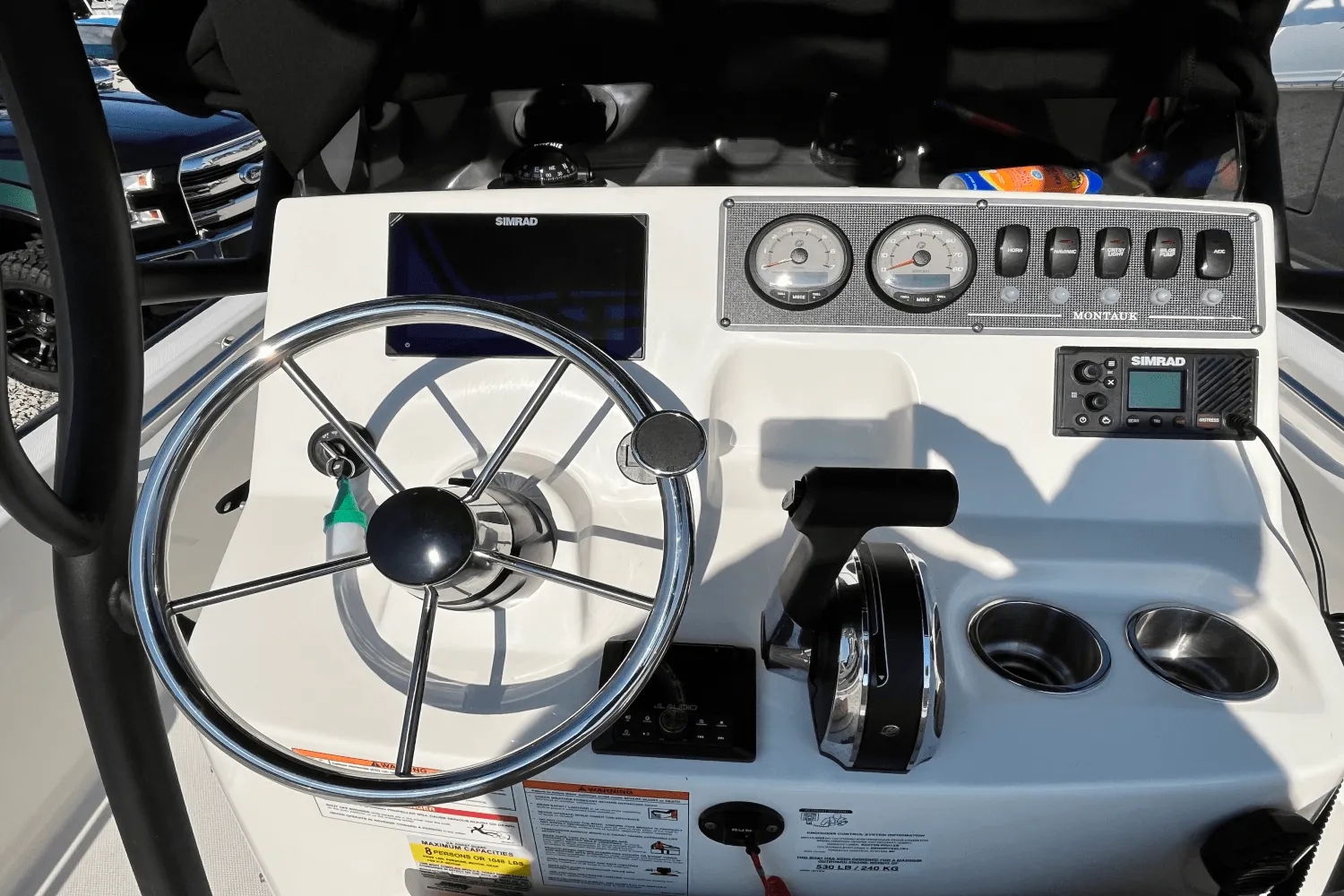 2025 Boston Whaler 190 MONTAUK Image Thumbnail #4