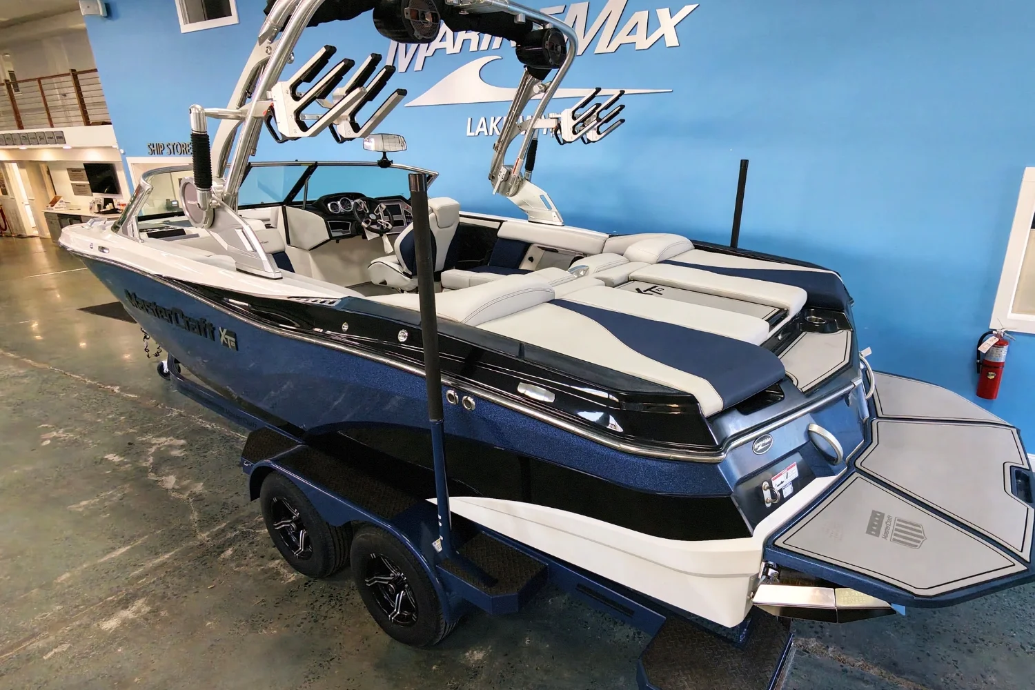 2021 Mastercraft XT23 Image Thumbnail #3