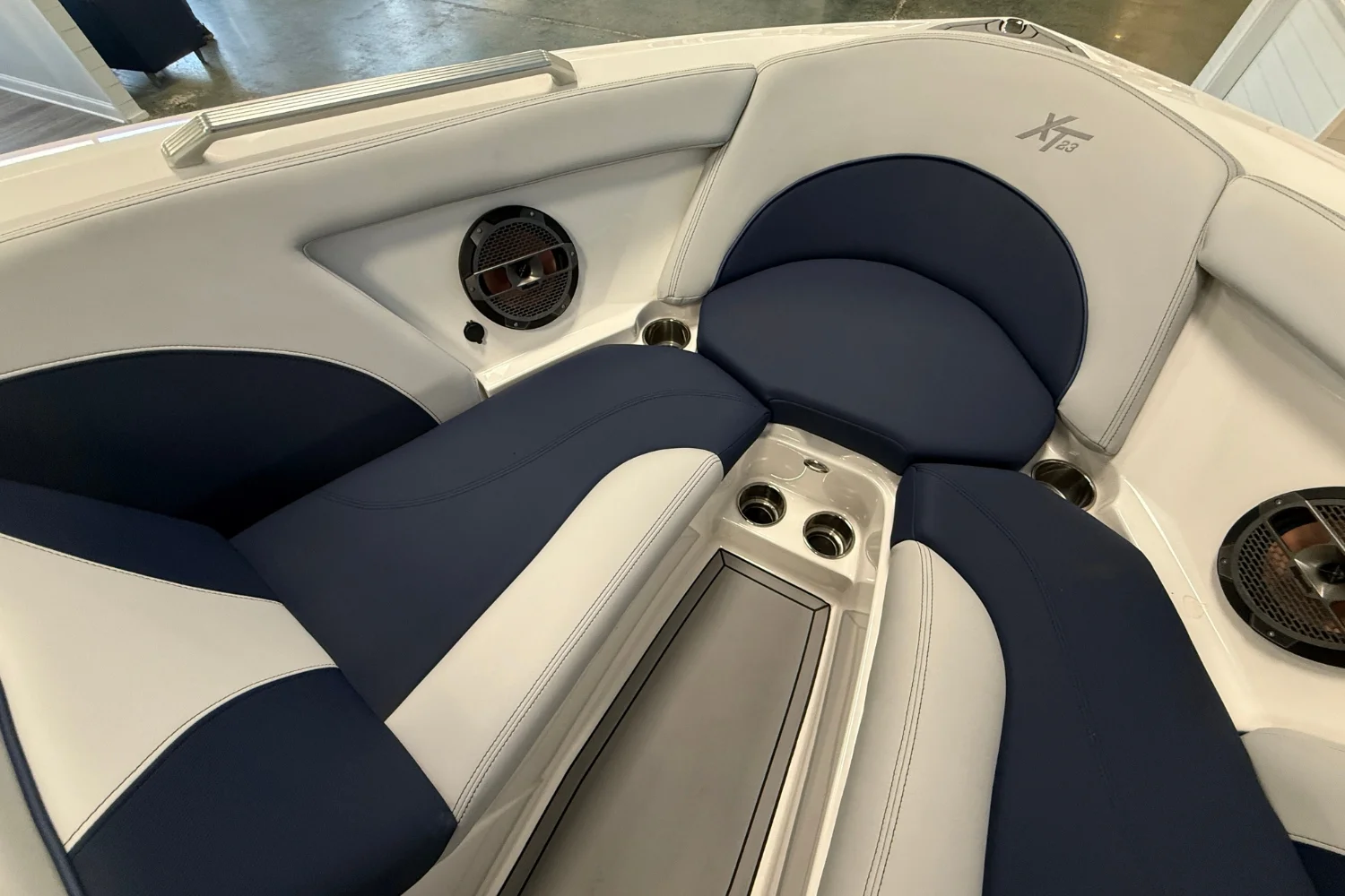 2021 Mastercraft XT23 Image Thumbnail #27