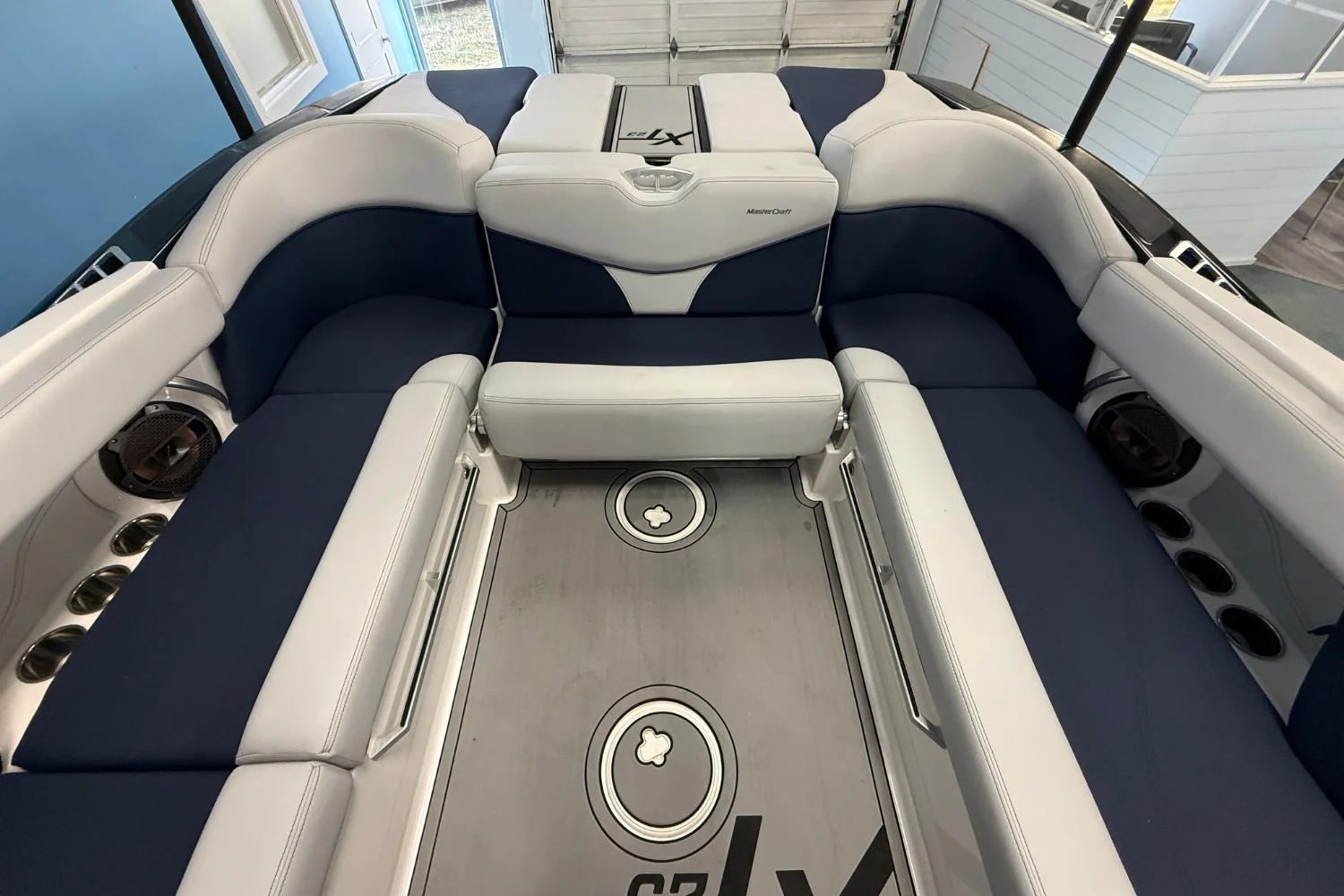 2021 Mastercraft XT23 Image Thumbnail #11