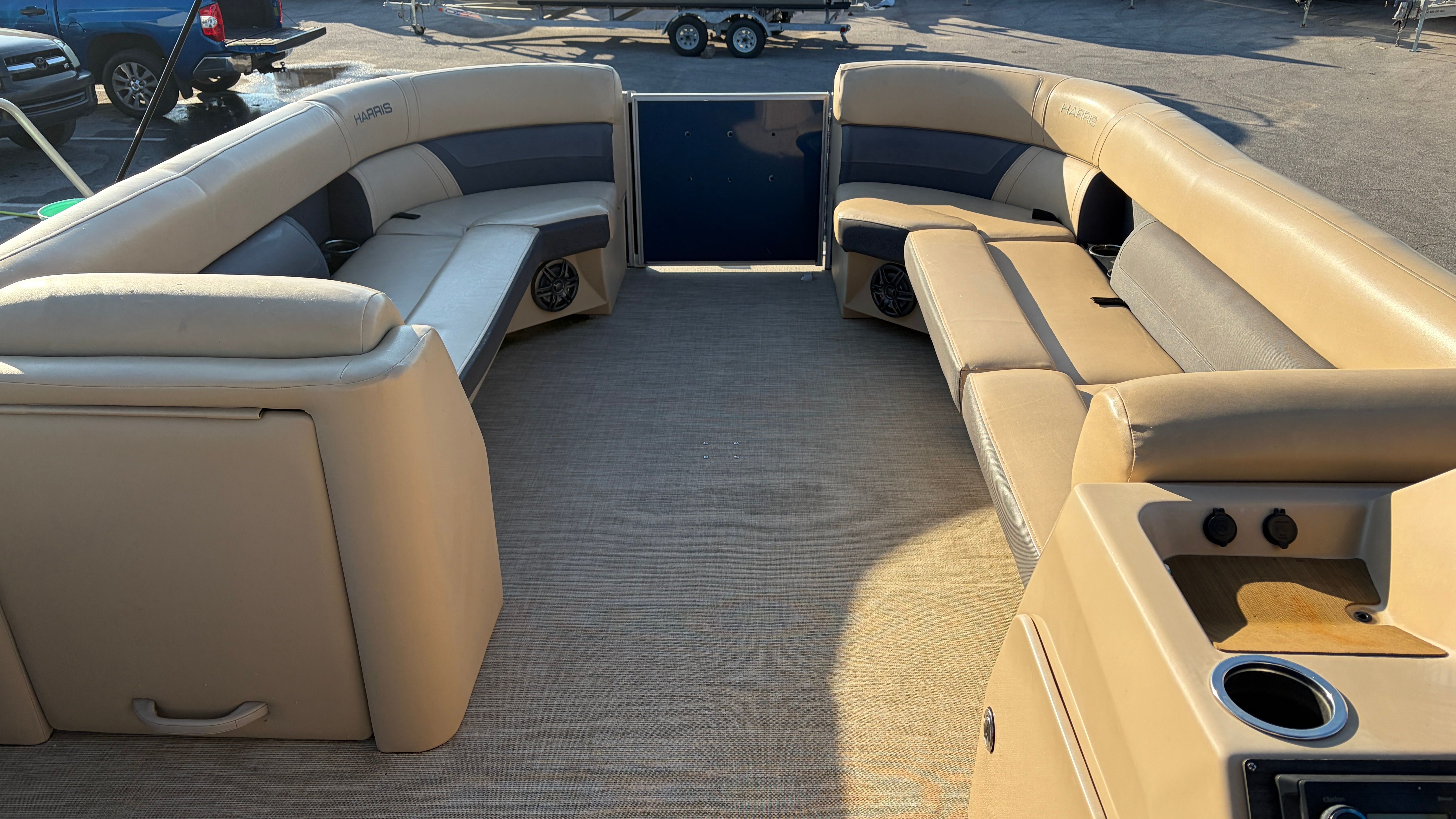 2023 Harris Cruiser 250 Image Thumbnail #24