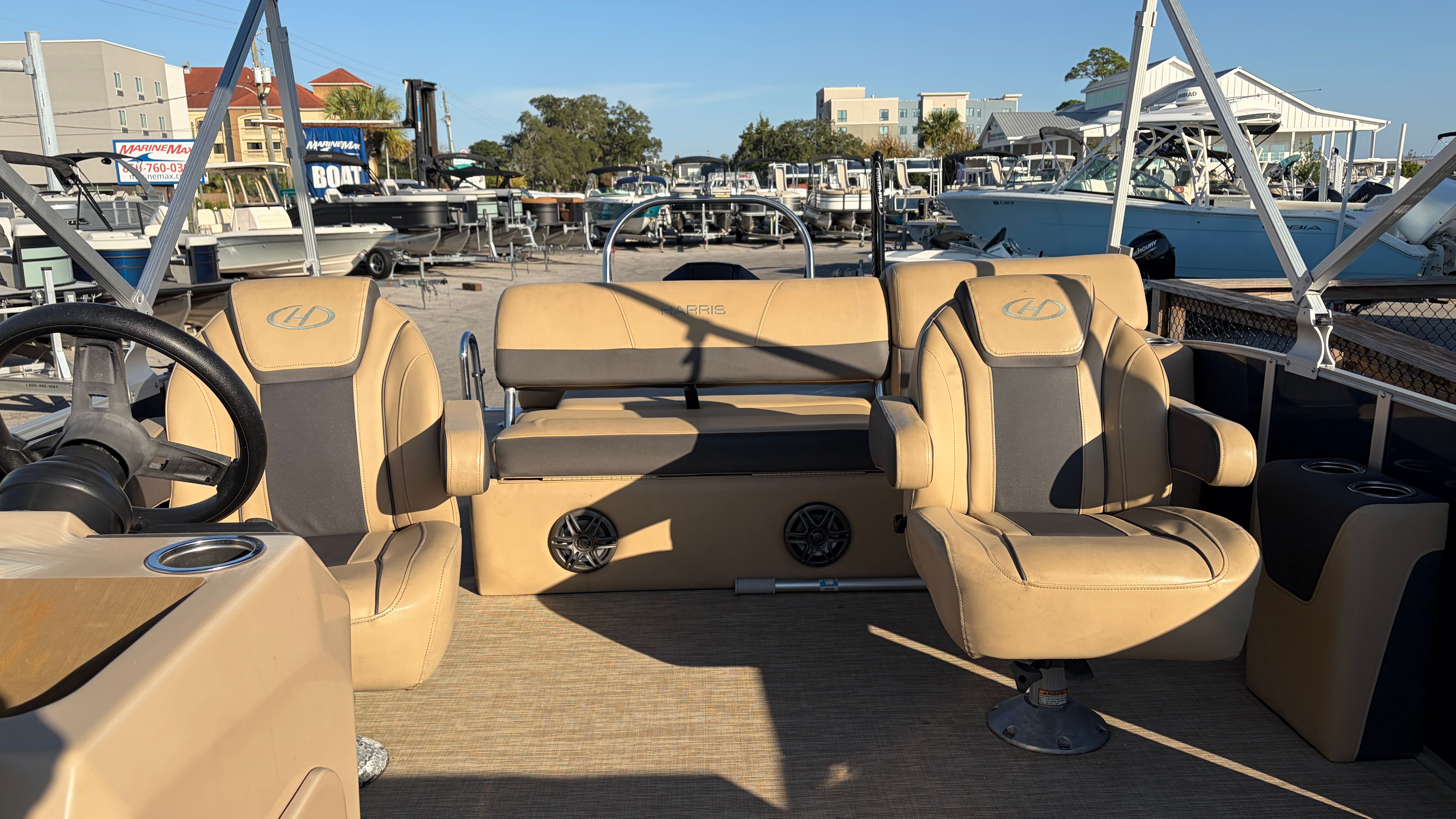 2023 Harris Cruiser 250 Image Thumbnail #16