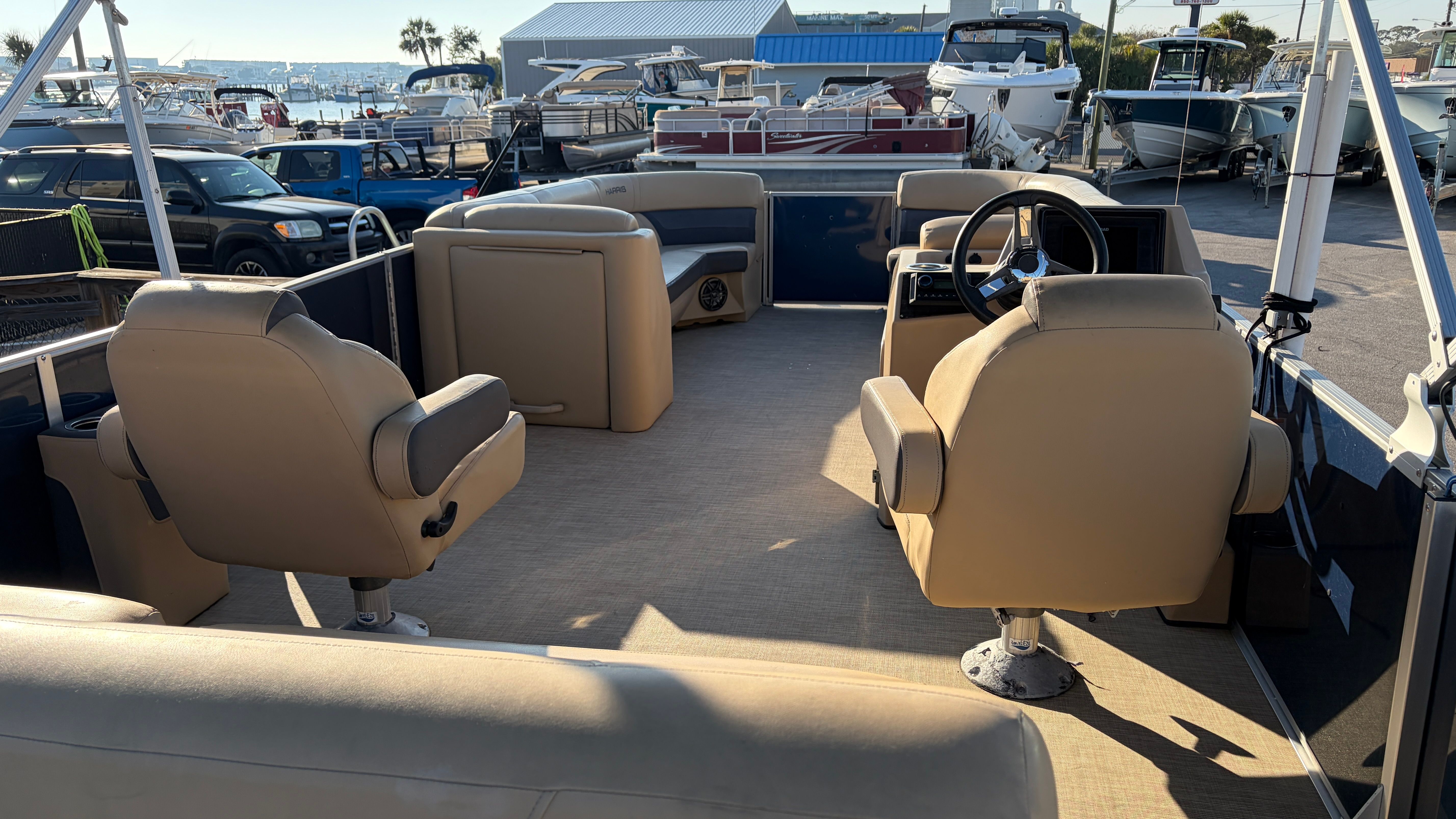 2023 Harris Cruiser 250 Image Thumbnail #13