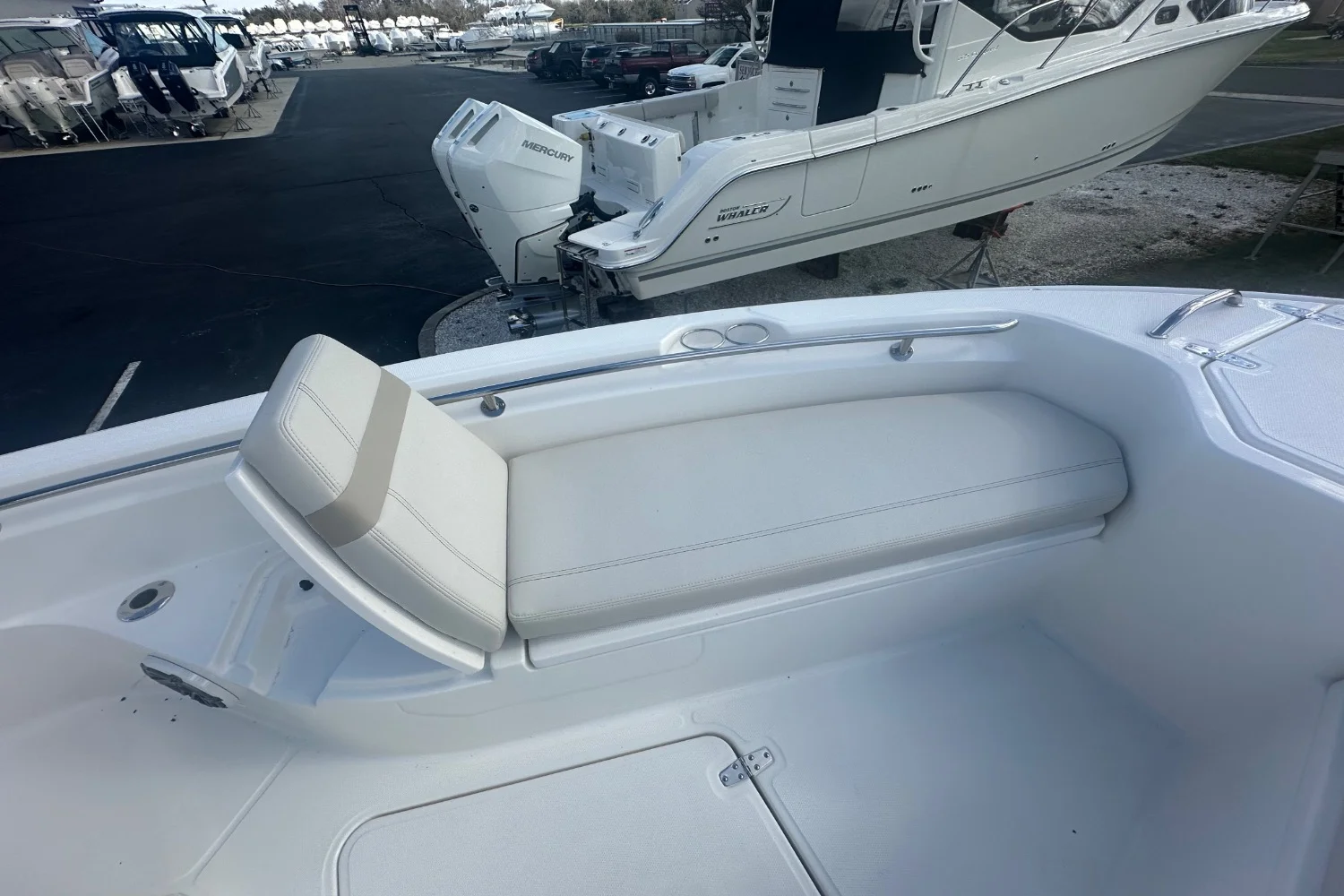 2026 Boston Whaler 280 Dauntless Image Thumbnail #16