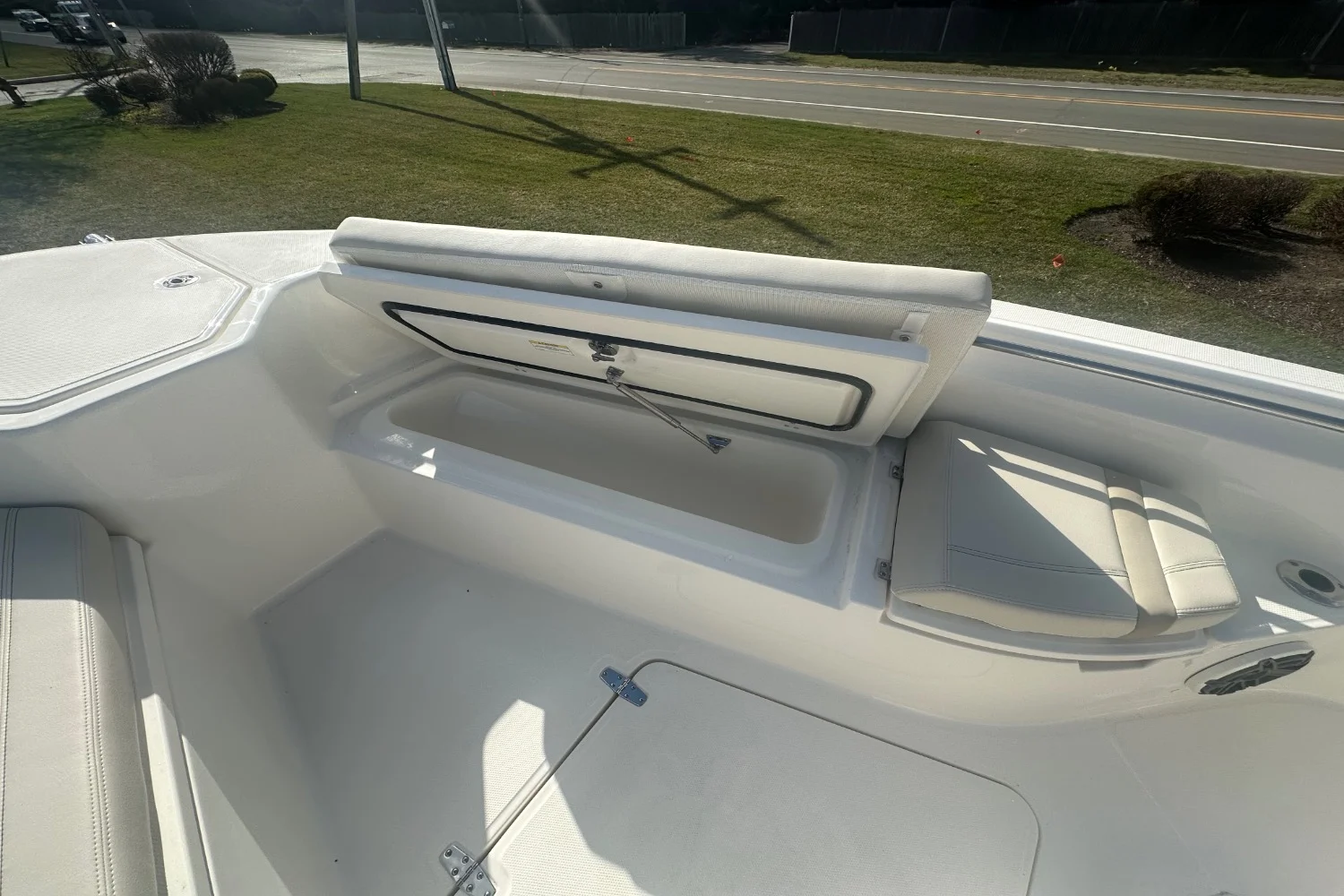 2026 Boston Whaler 280 Dauntless Image Thumbnail #17