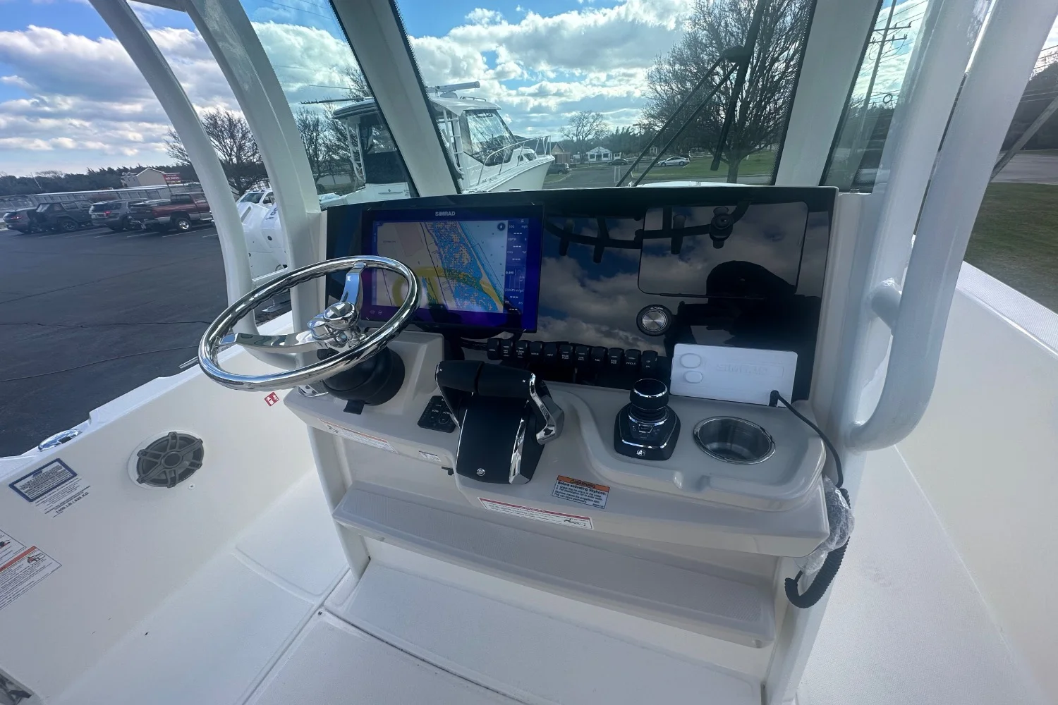 2026 Boston Whaler 280 Dauntless Image Thumbnail #9