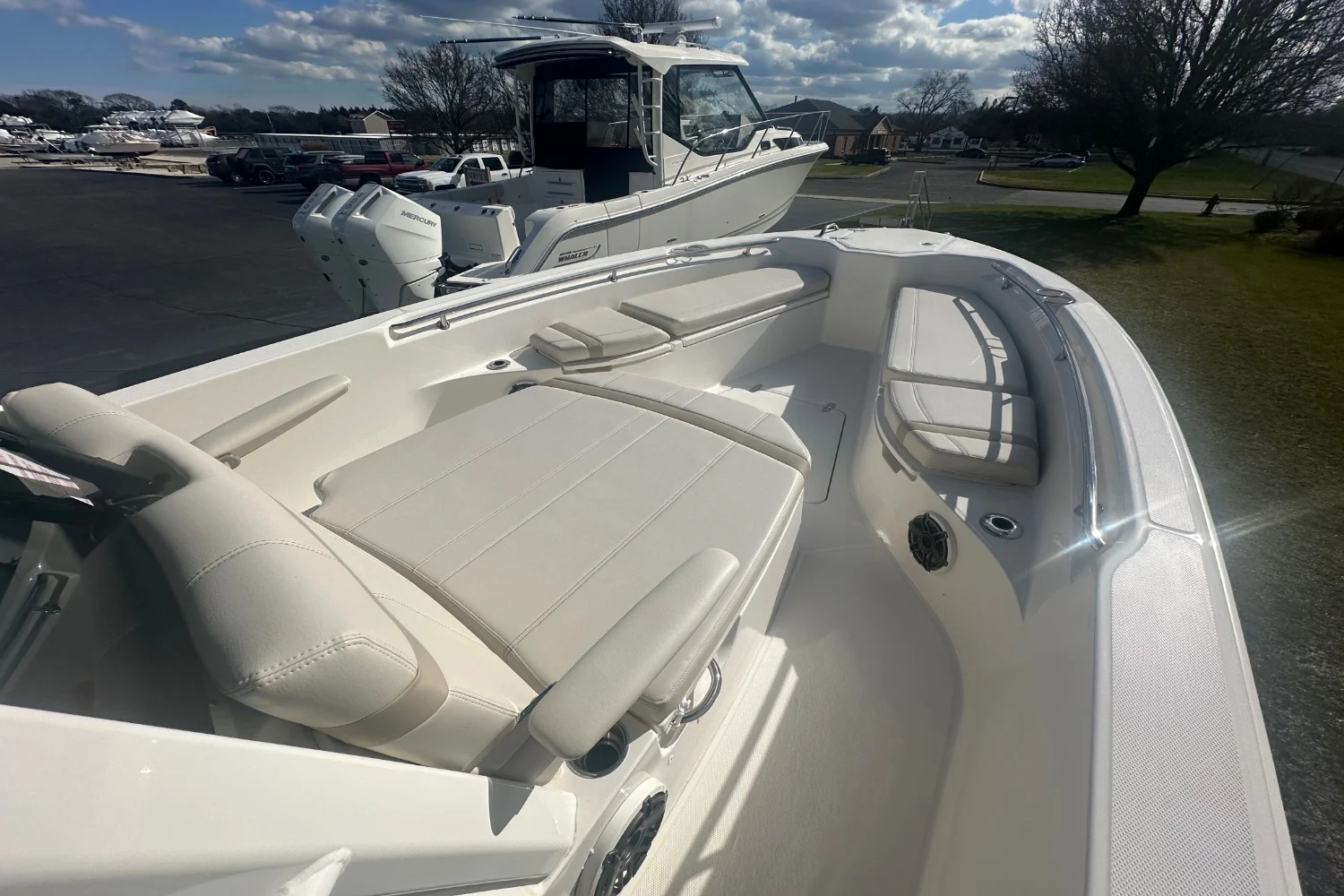 2026 Boston Whaler 280 Dauntless Image Thumbnail #12