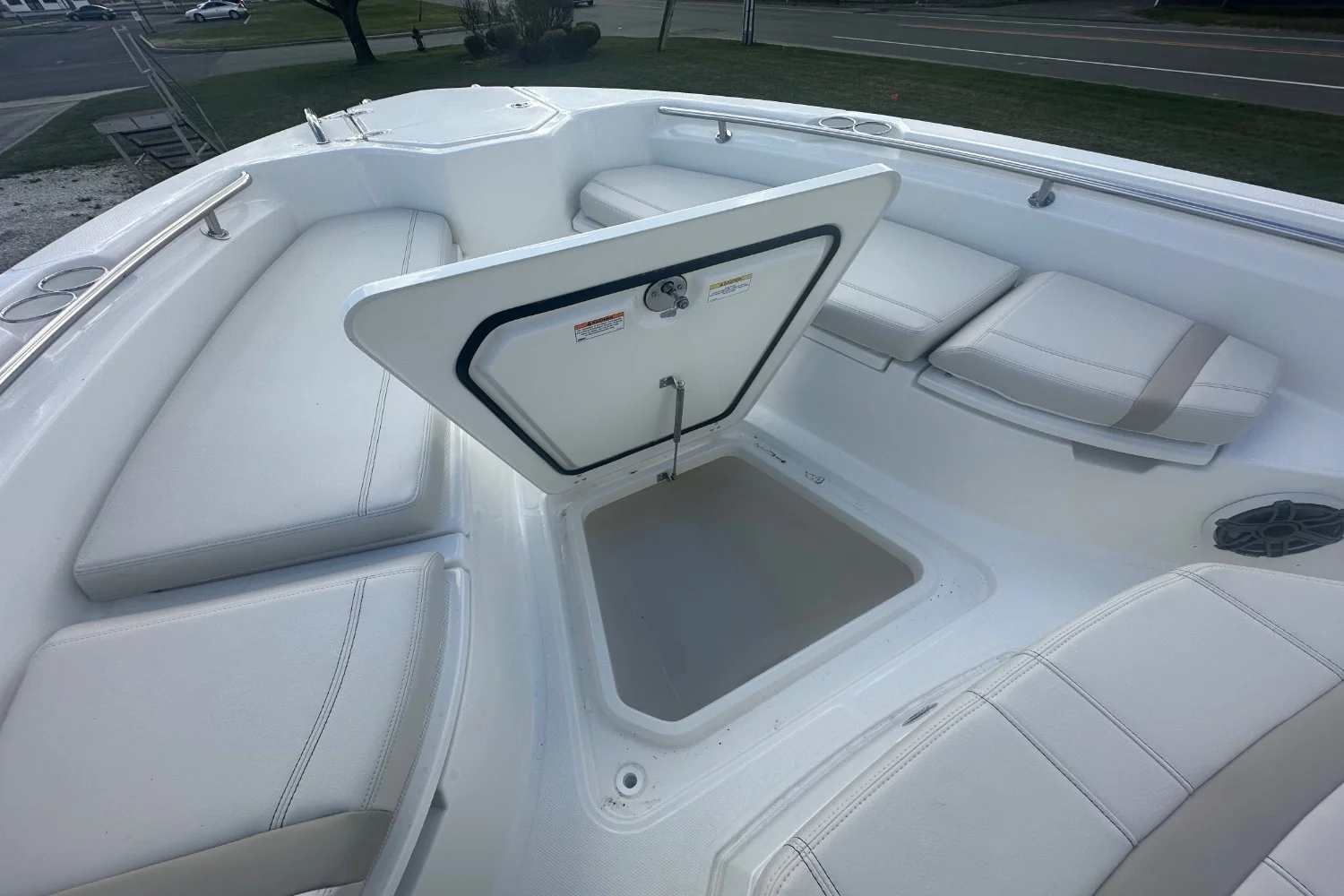 2026 Boston Whaler 280 Dauntless Image Thumbnail #18