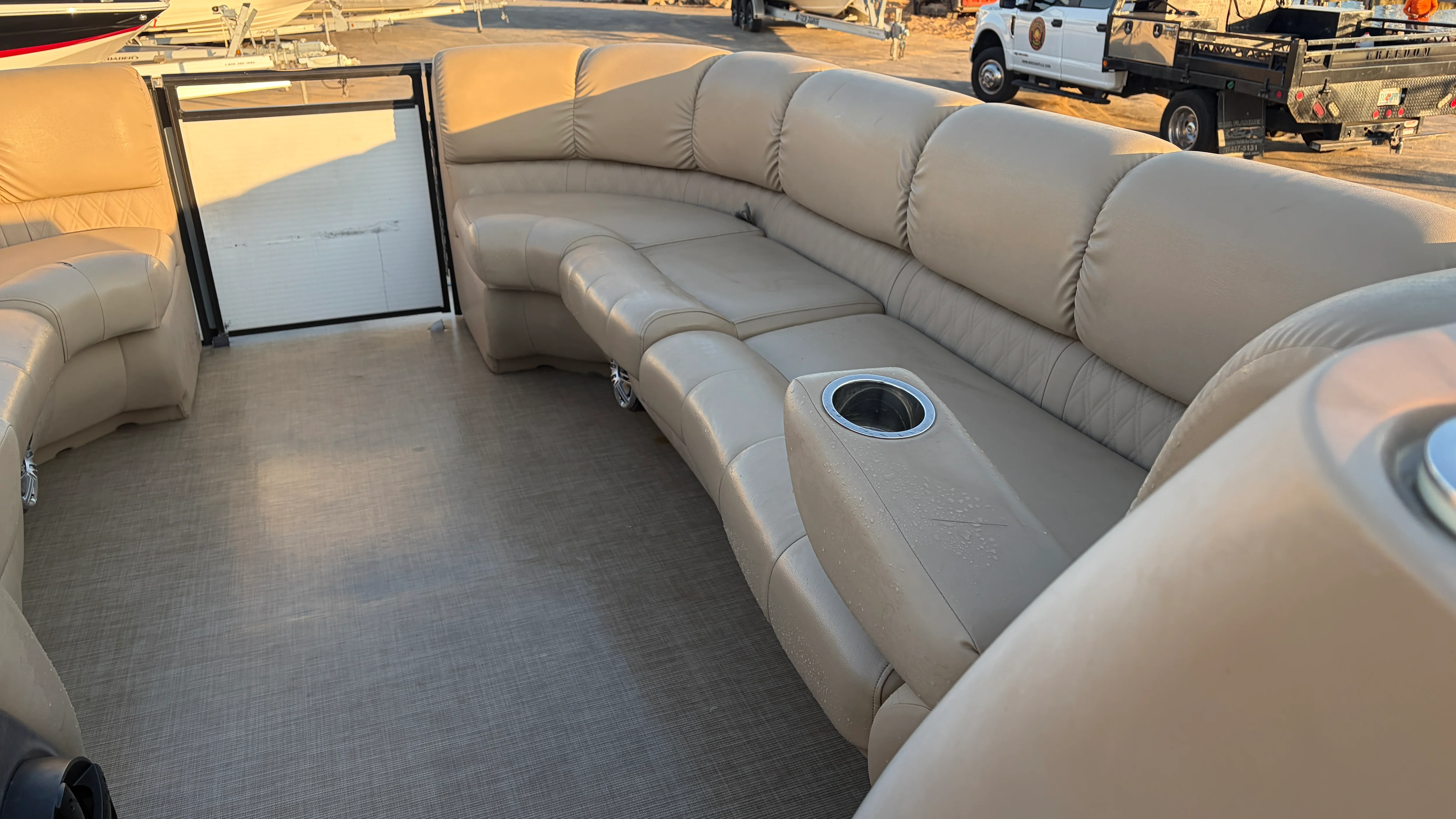 2018 Harris SL240 Image Thumbnail #27