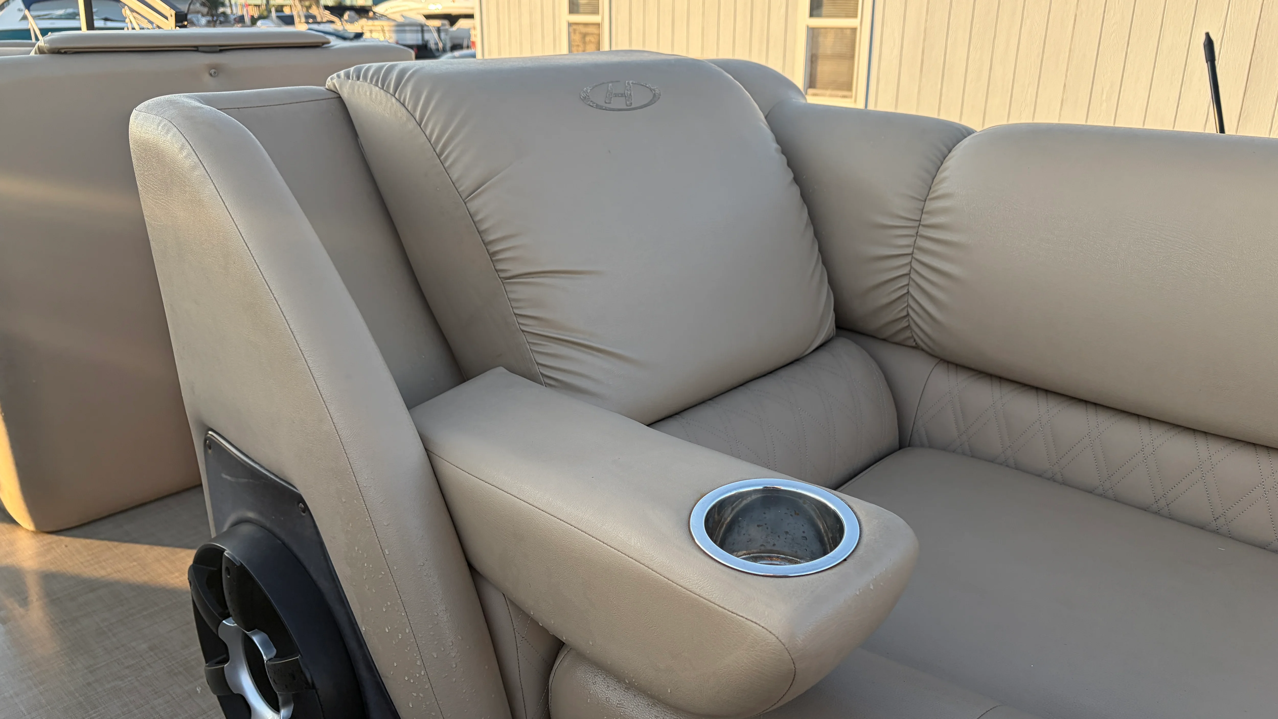 2018 Harris SL240 Image Thumbnail #34