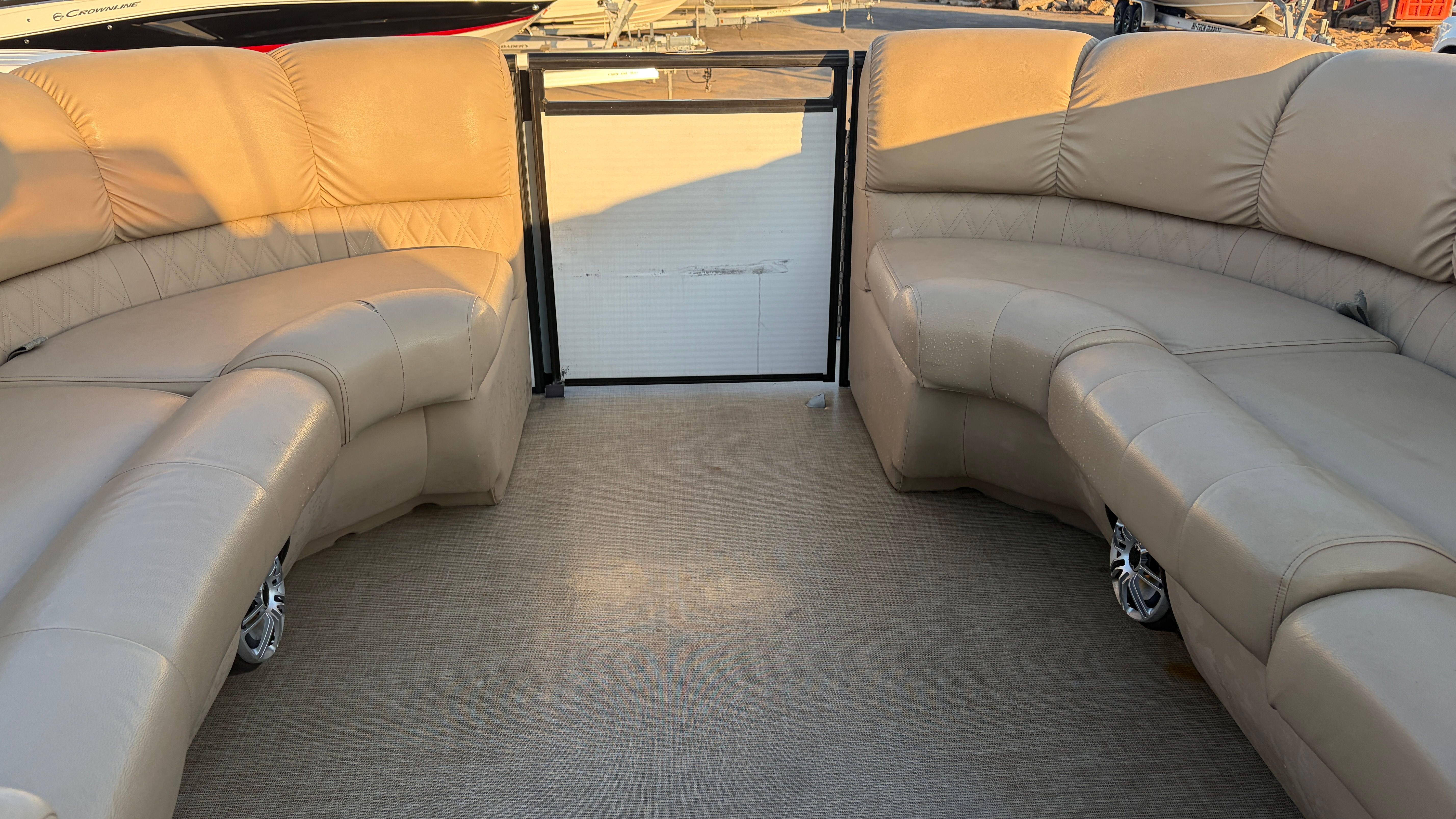 2018 Harris SL240 Image Thumbnail #26