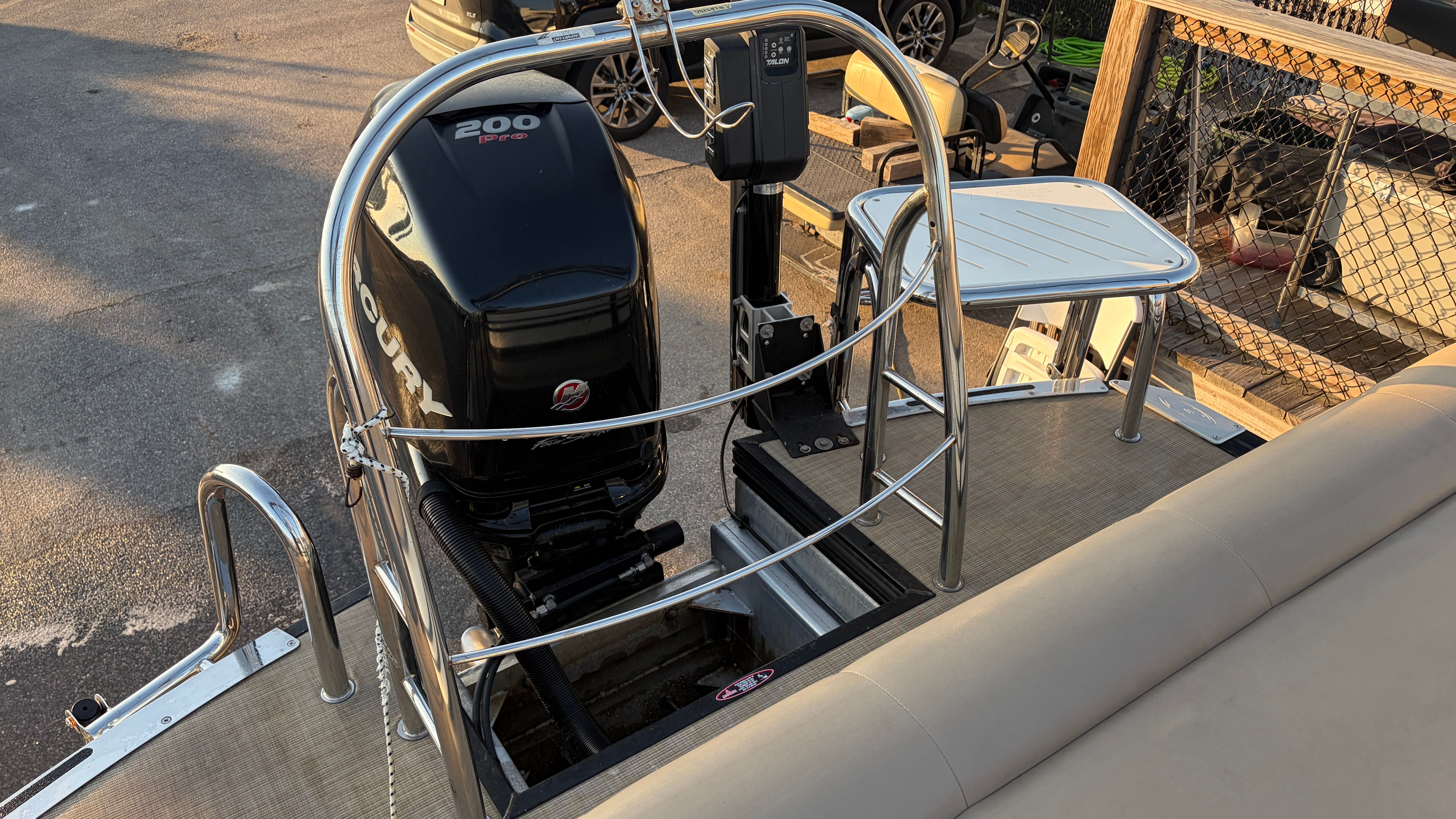 2018 Harris SL240 Image Thumbnail #11