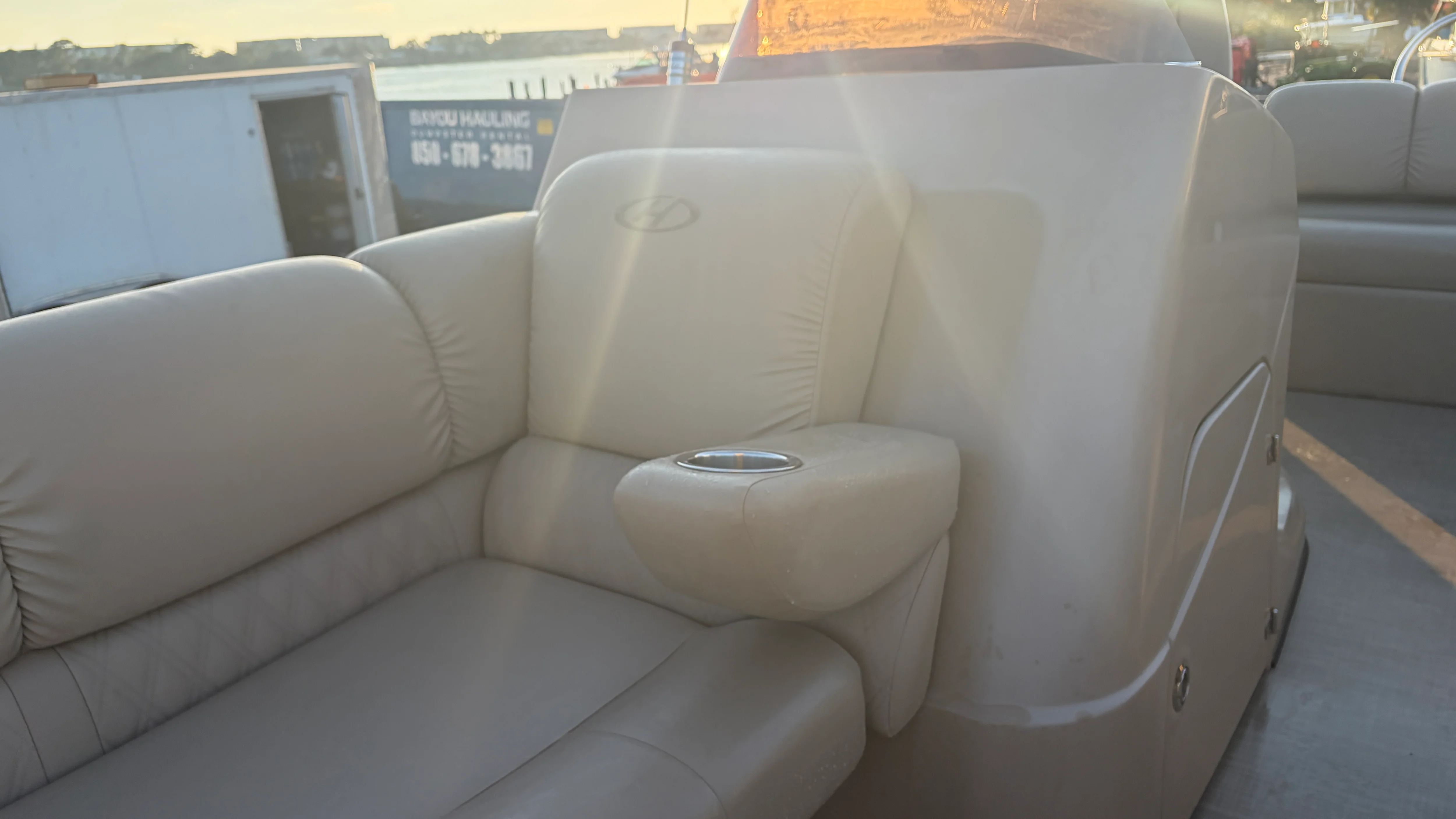 2018 Harris SL240 Image Thumbnail #33