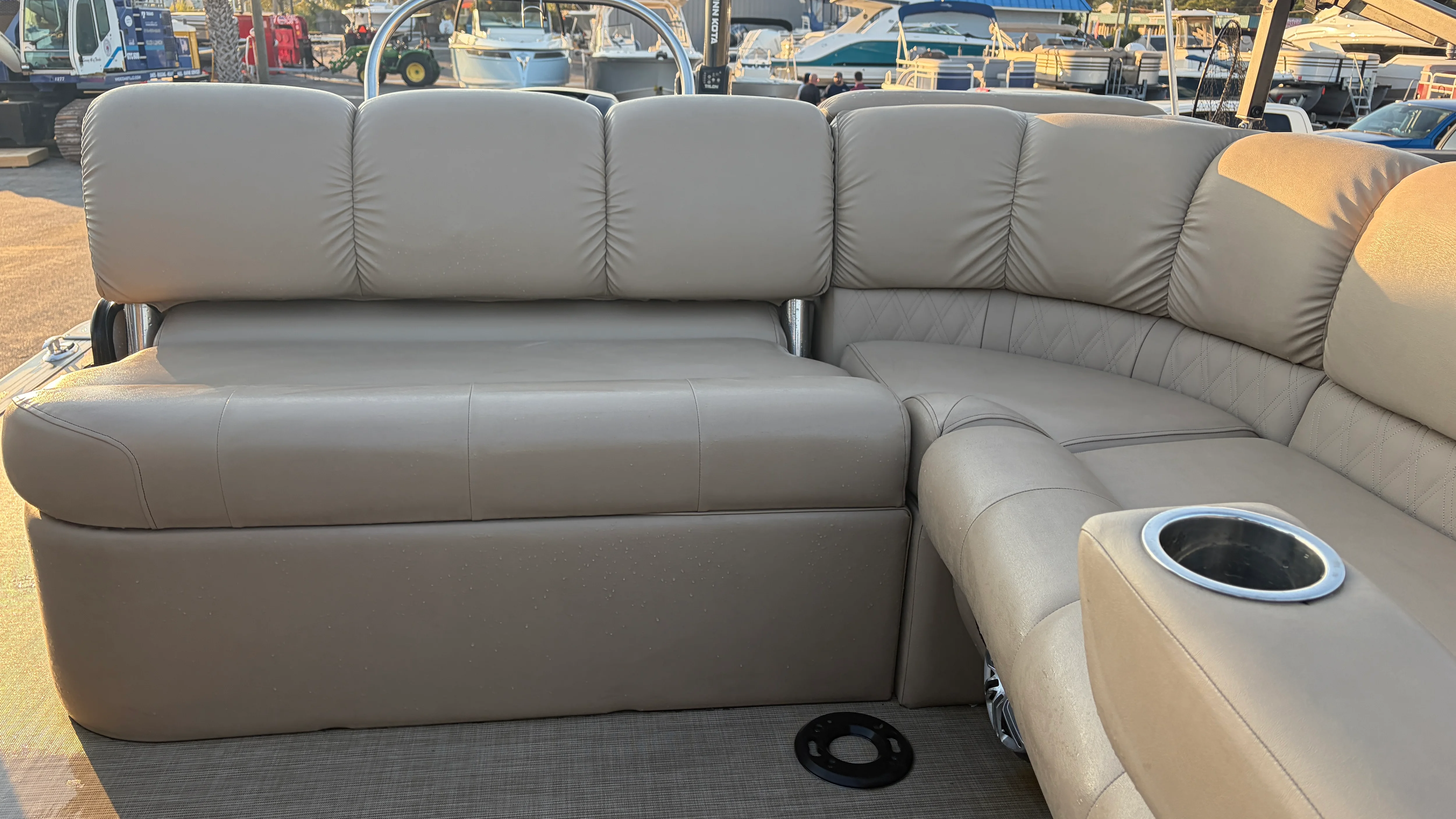 2018 Harris SL240 Image Thumbnail #16