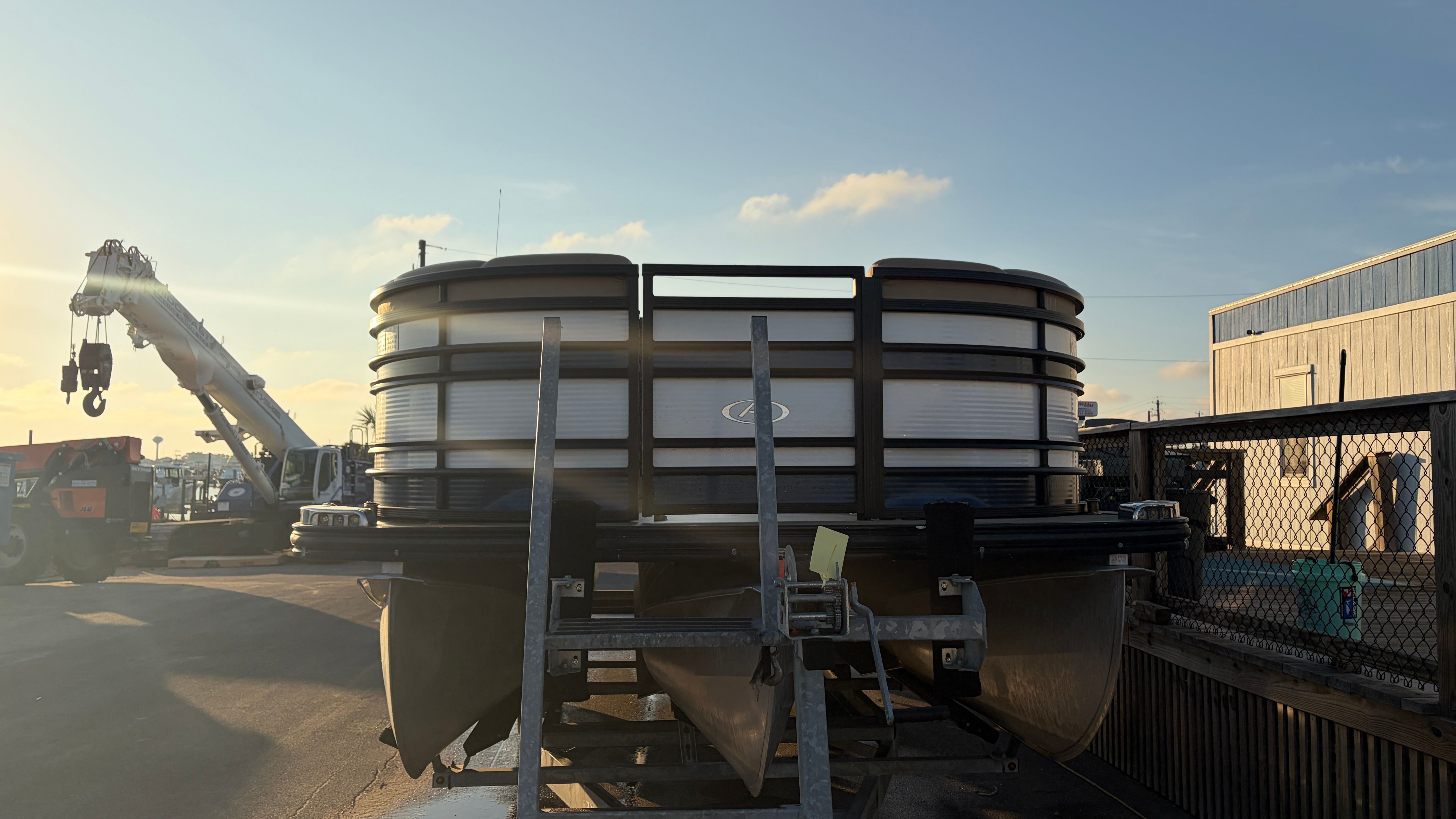 2018 Harris SL240 Image Thumbnail #2