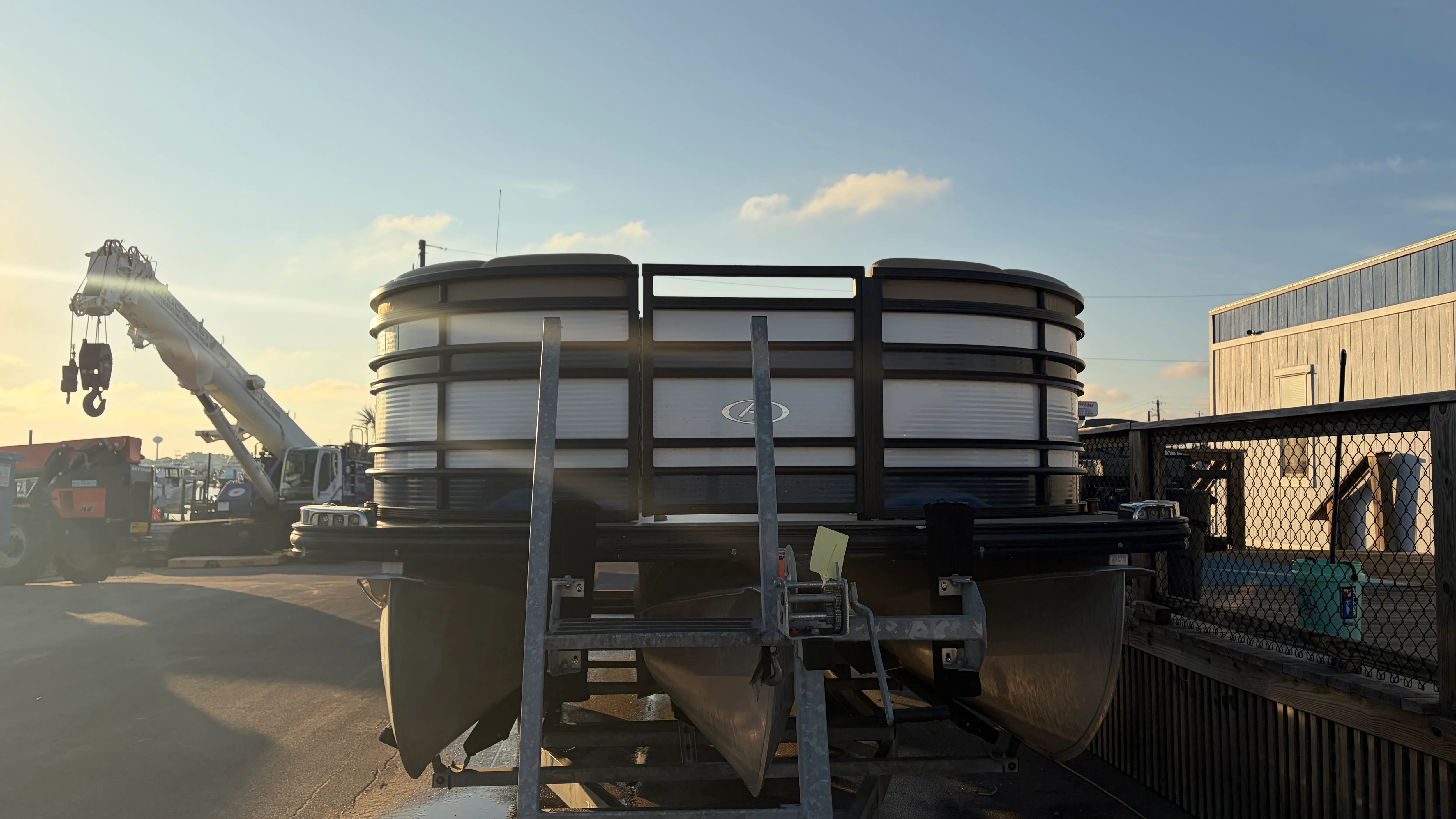 2018 Harris SL240 Image Thumbnail #2