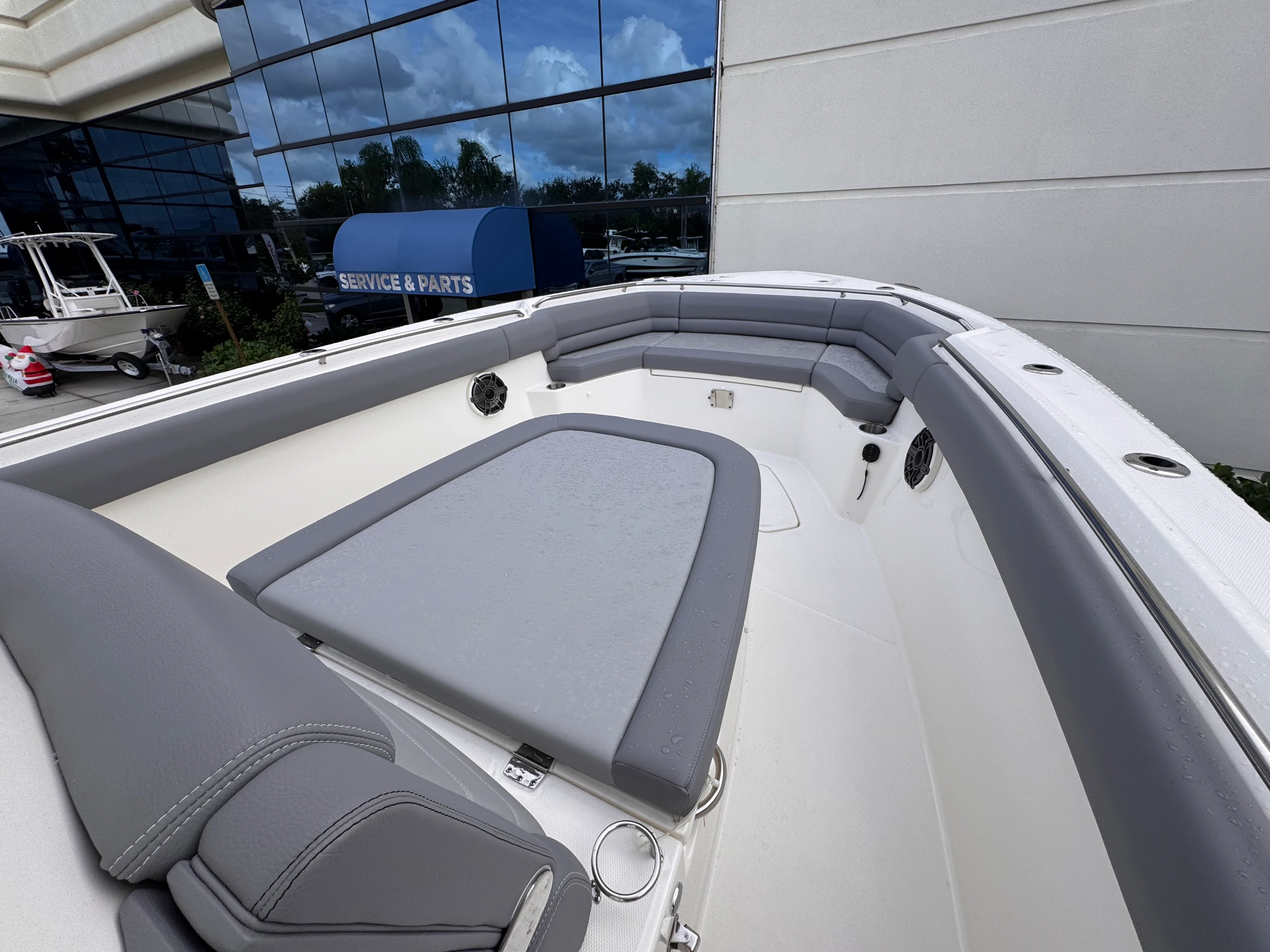 2026 Boston Whaler 330 Outrage Image Thumbnail #24