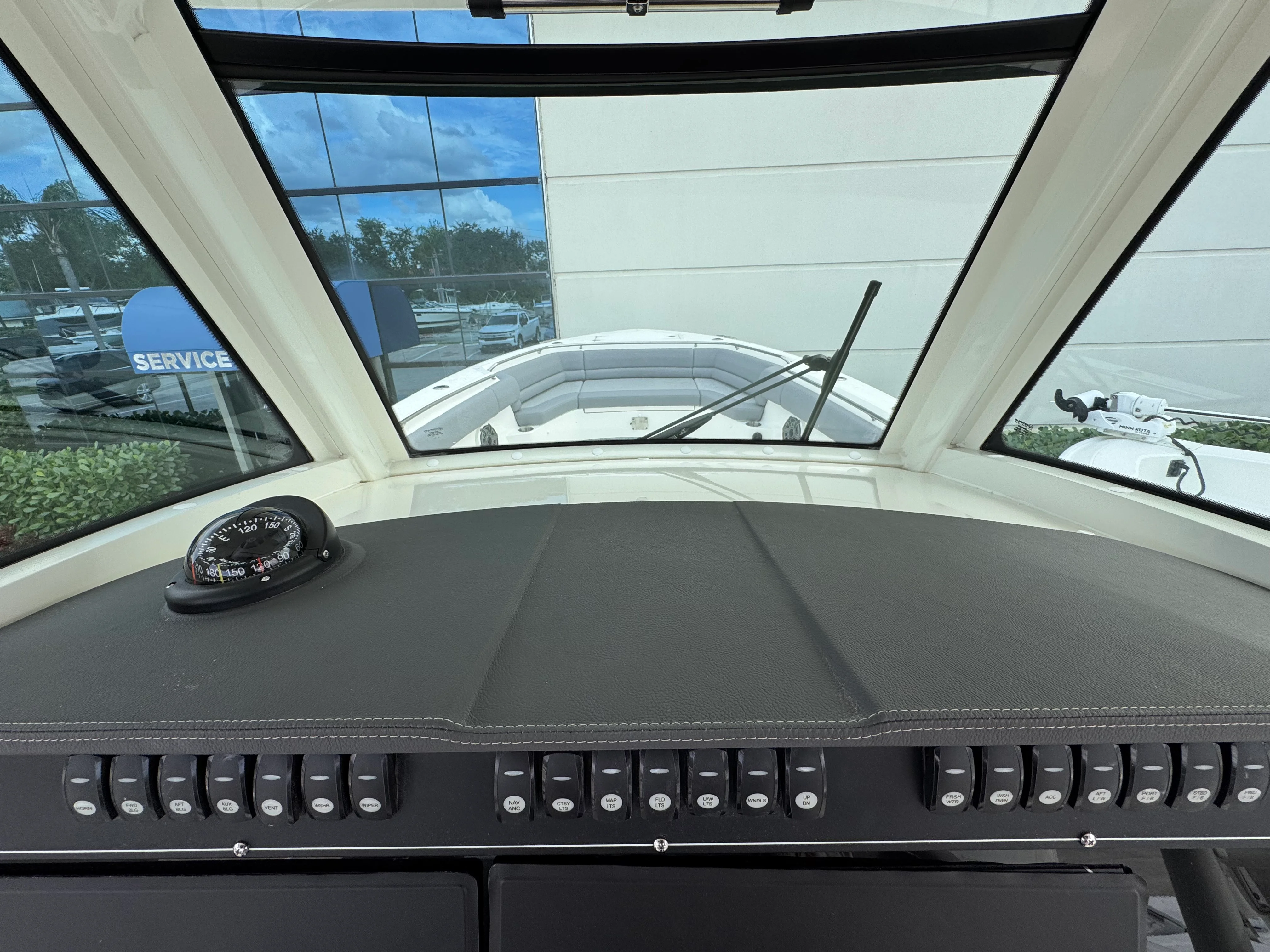 2026 Boston Whaler 330 Outrage Image Thumbnail #19