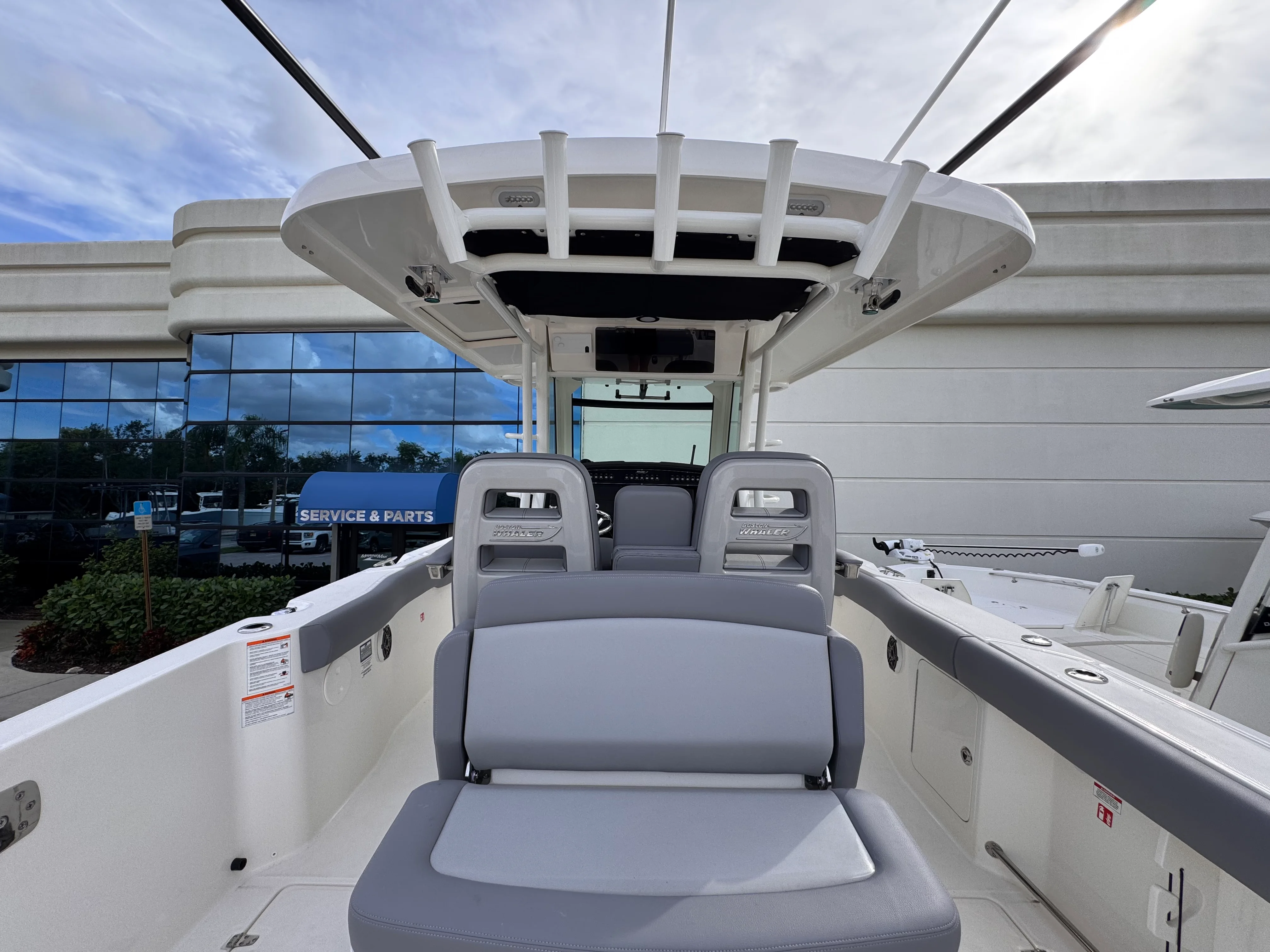 2026 Boston Whaler 330 Outrage Image Thumbnail #10